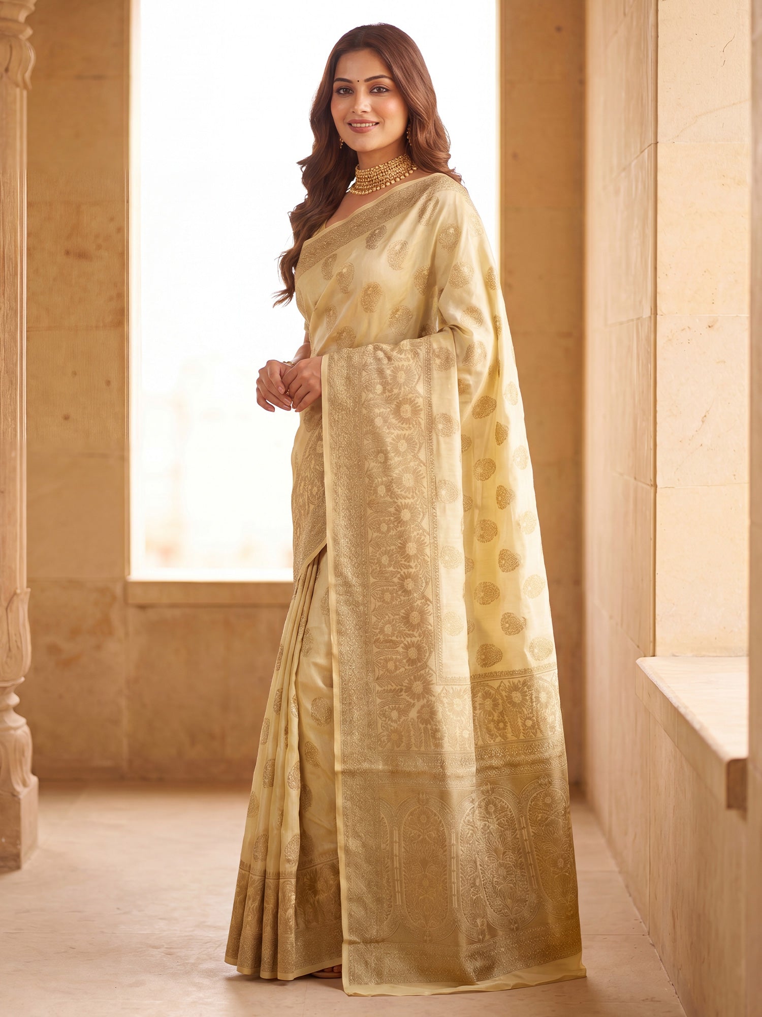 Cream Silk Blend saree – detail view 2