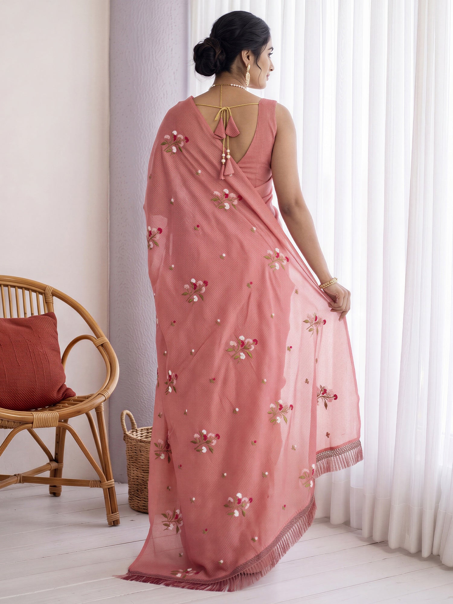 Peach Kota Doria Cotton saree – detail view 1