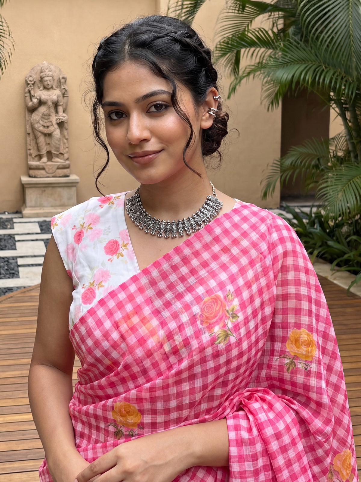 Pink Linen saree – detail view 4