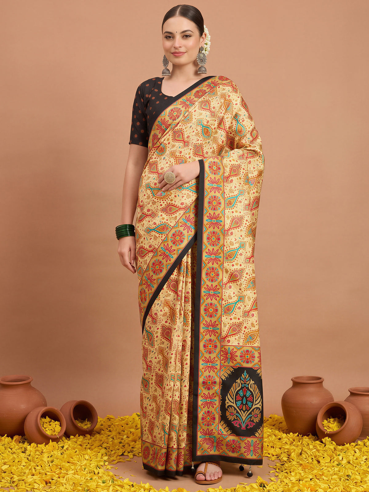Black Silk Blend saree – detail view 3