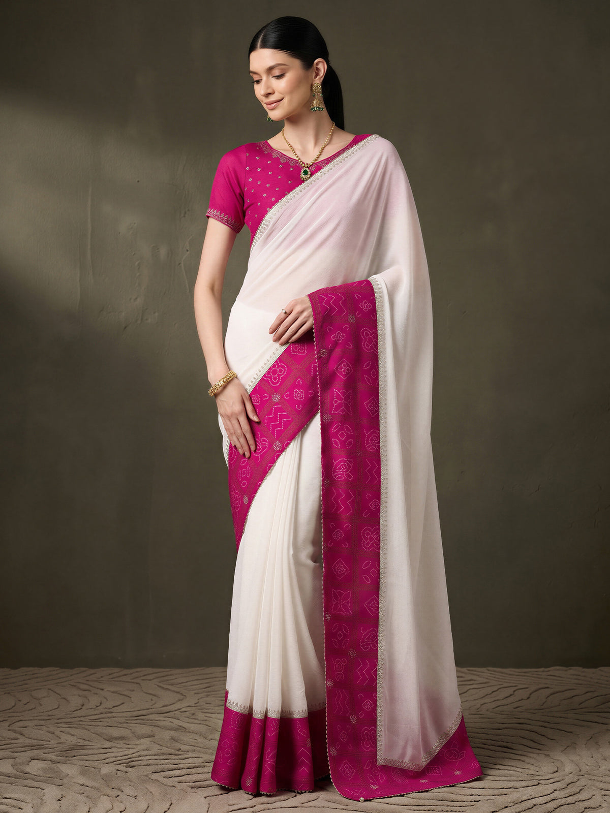 White Vichitra Silk saree – detail view 3