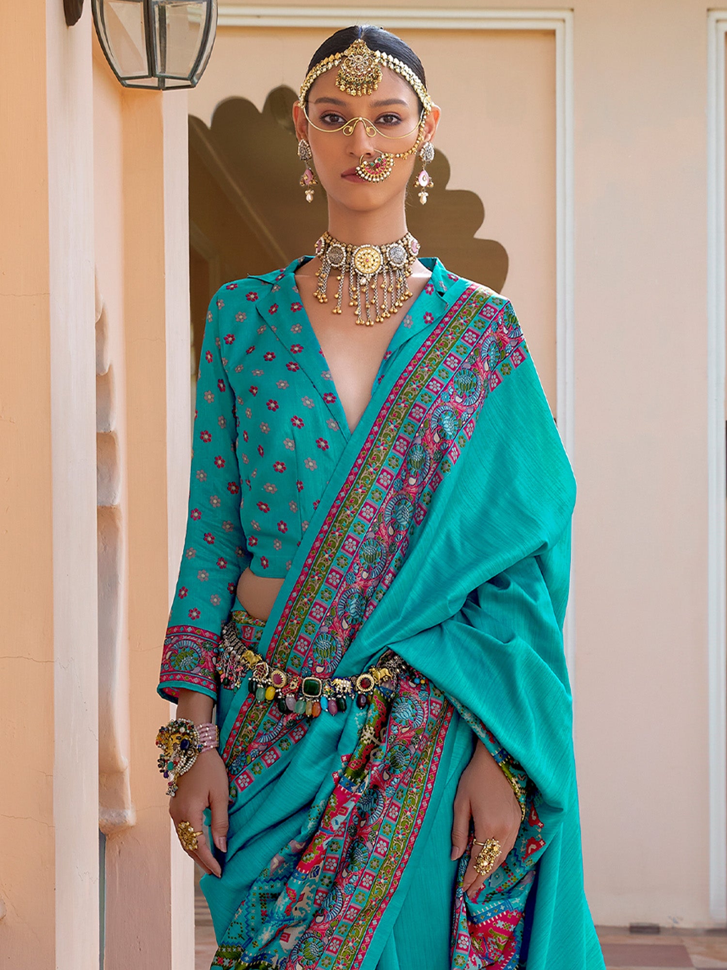 Turquoise Silk Blend saree – detail view 4