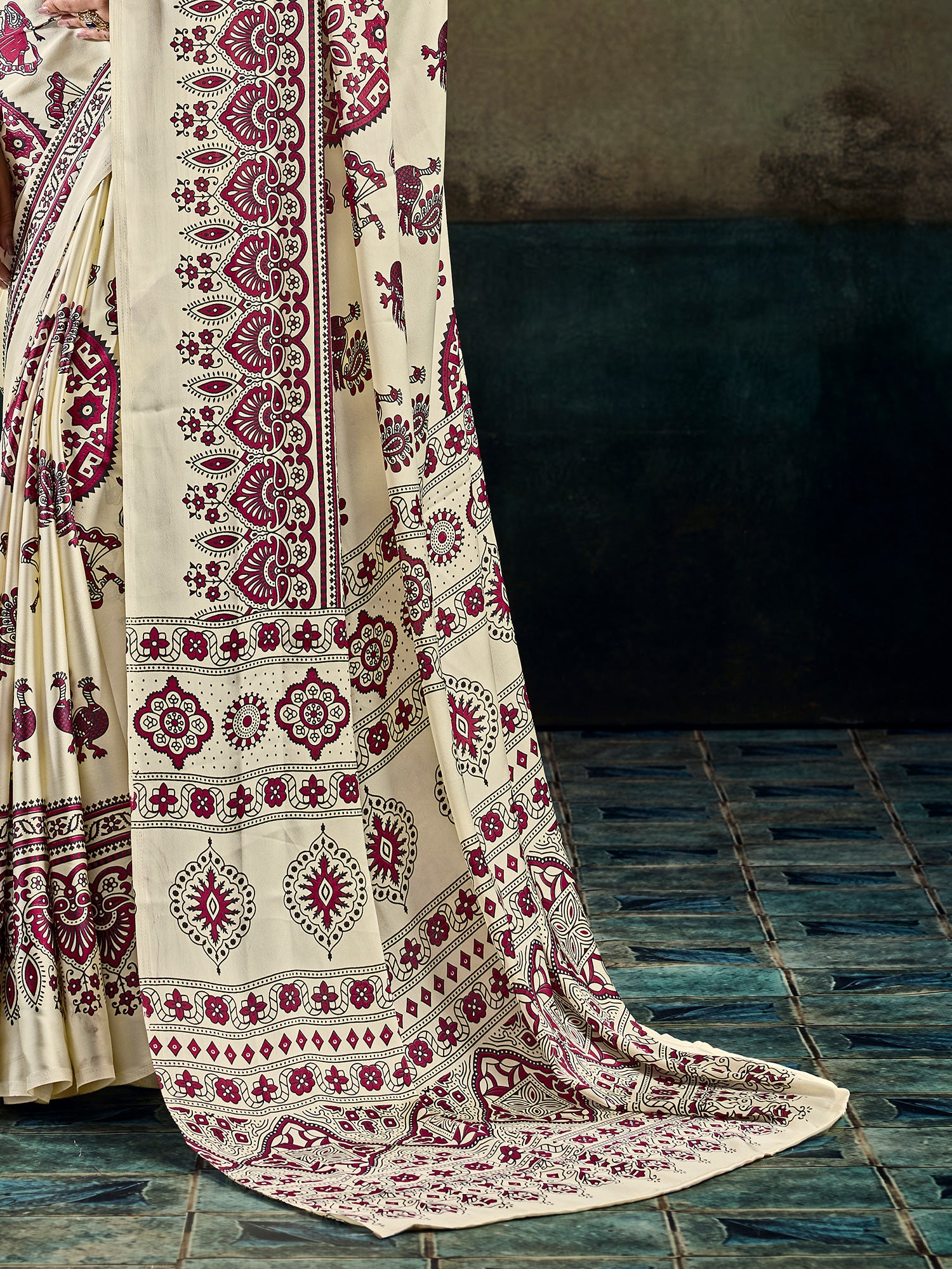 Cream Satin saree – detail view 5