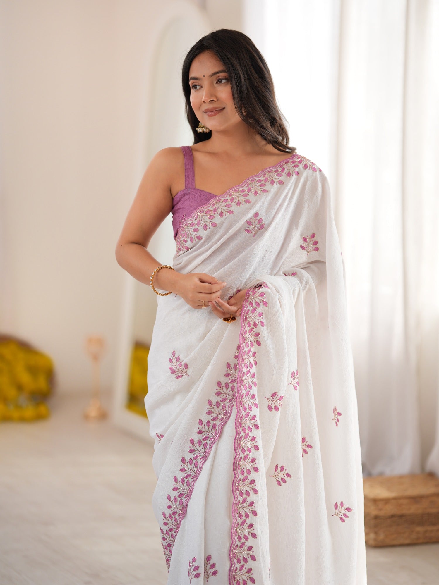 White Poly Georgette saree – detail view 3
