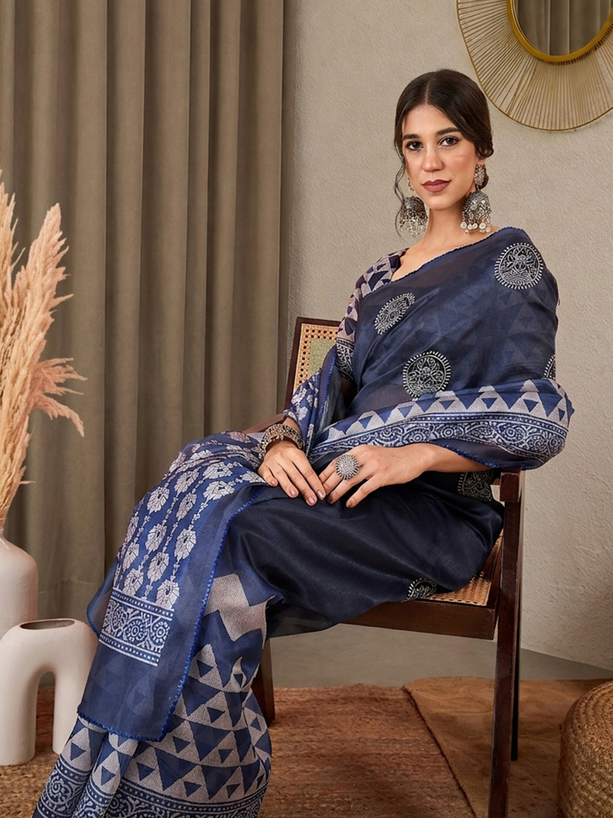 Indigo Silk Blend saree – detail view 3