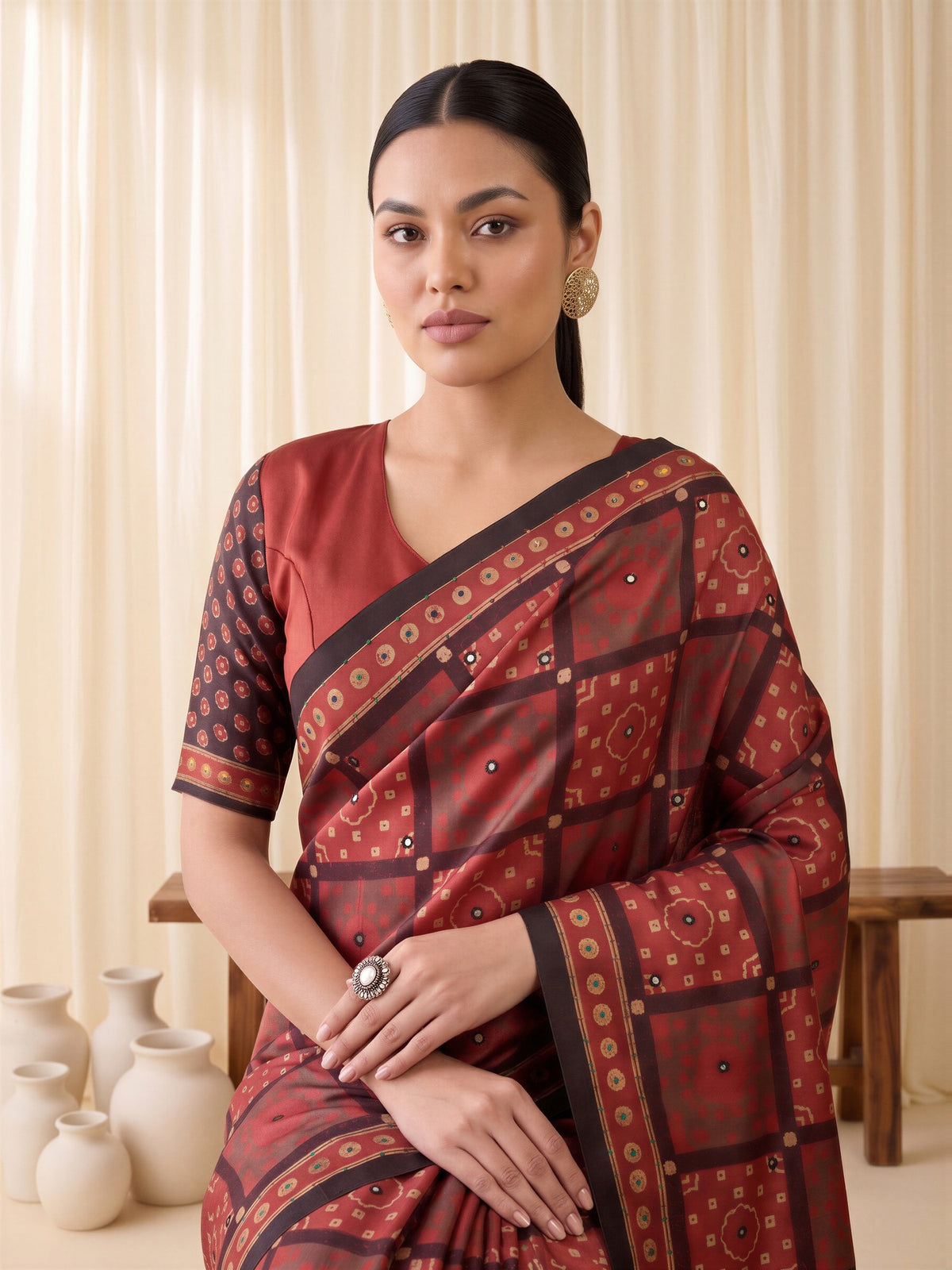 Maroon Silk Blend saree – detail view 4