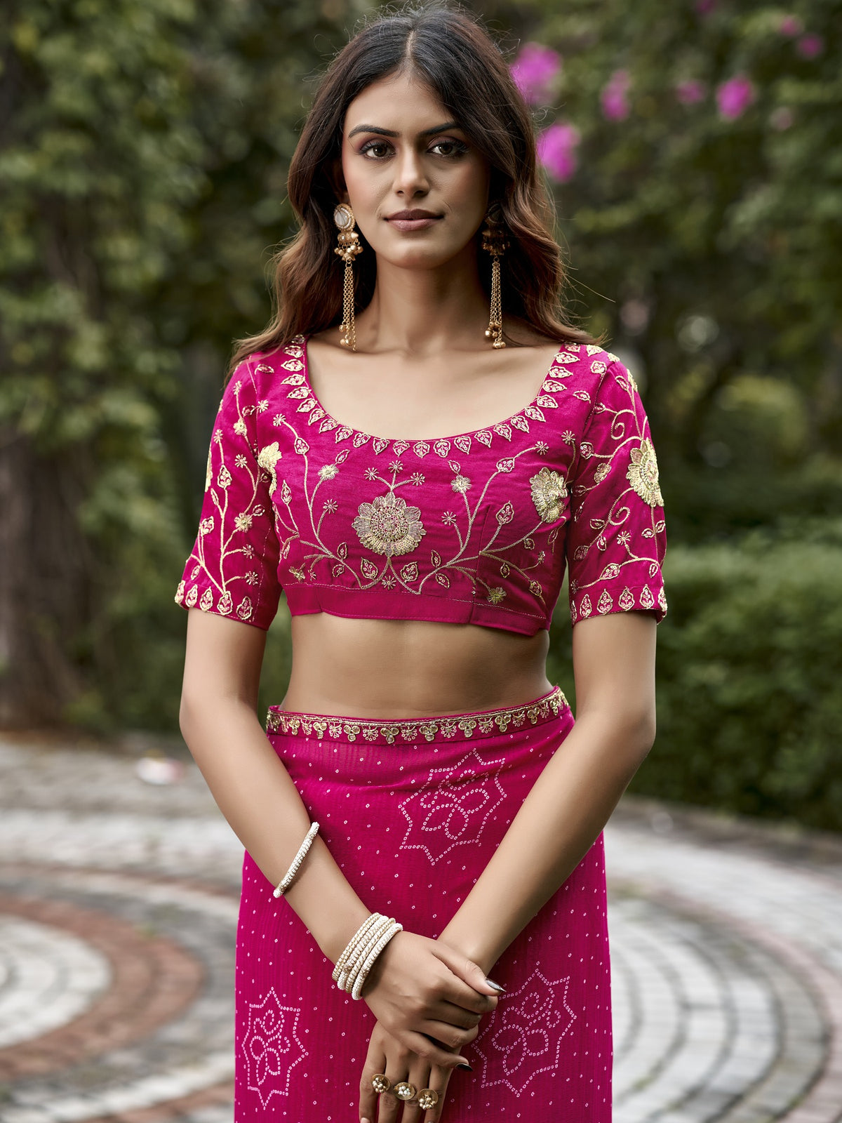 Pink georgette saree view 1