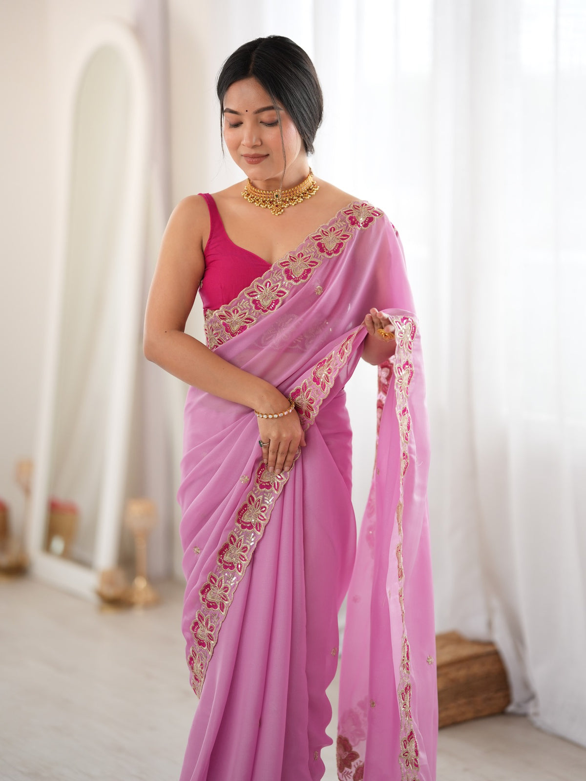 Pink Georgette saree – detail view 3