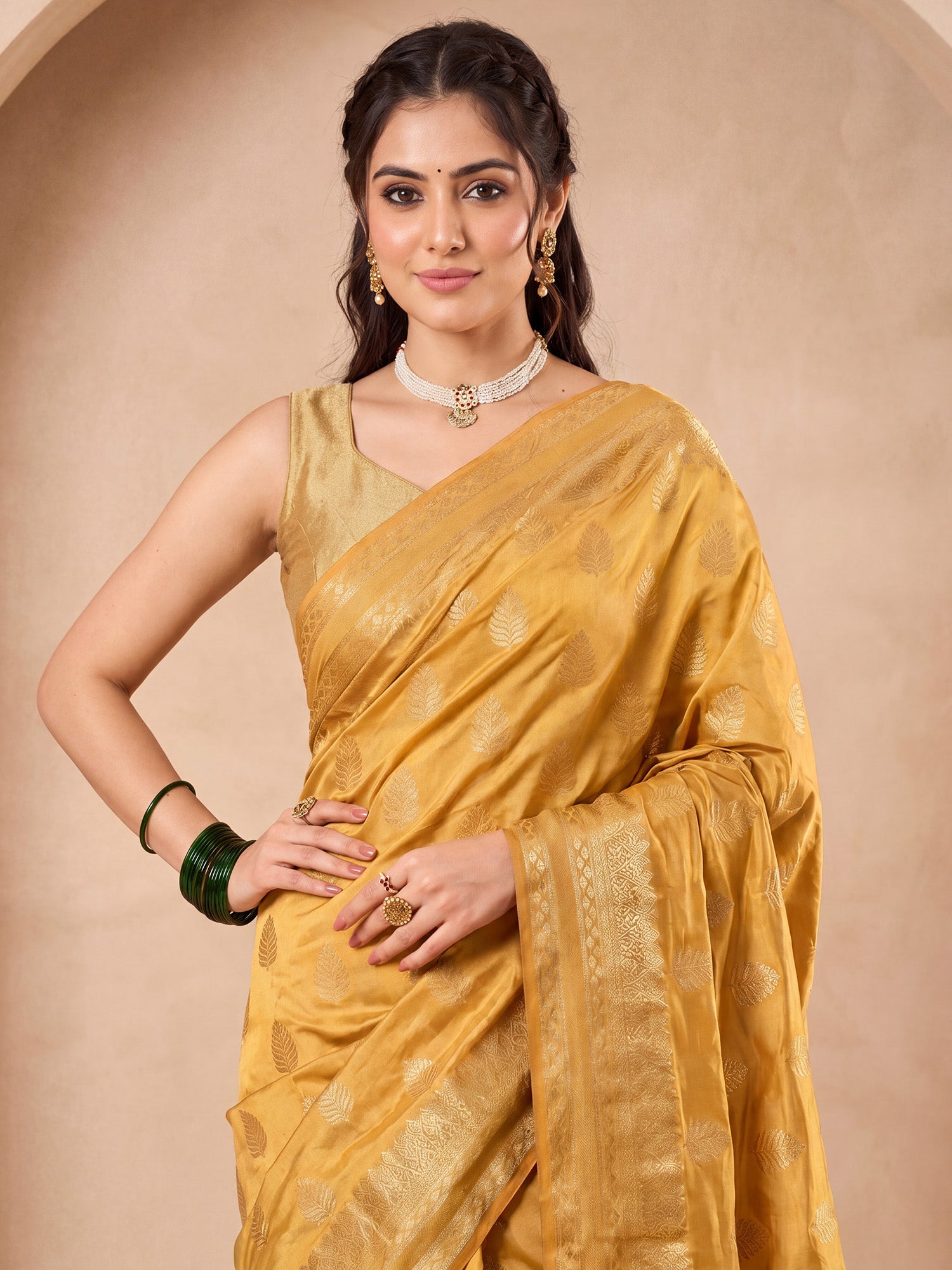 Cream Nylon saree – detail view 4