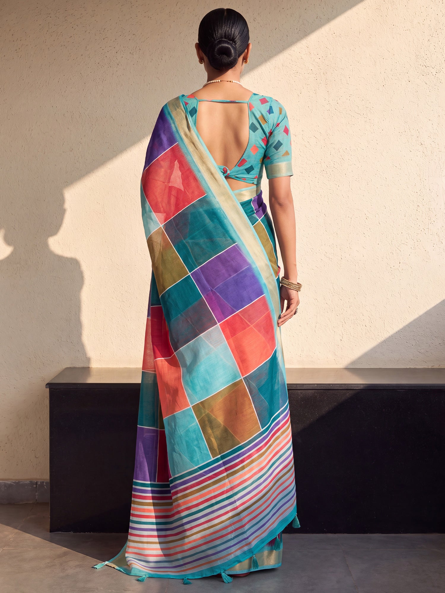 Multicolored Linen saree – detail view 1