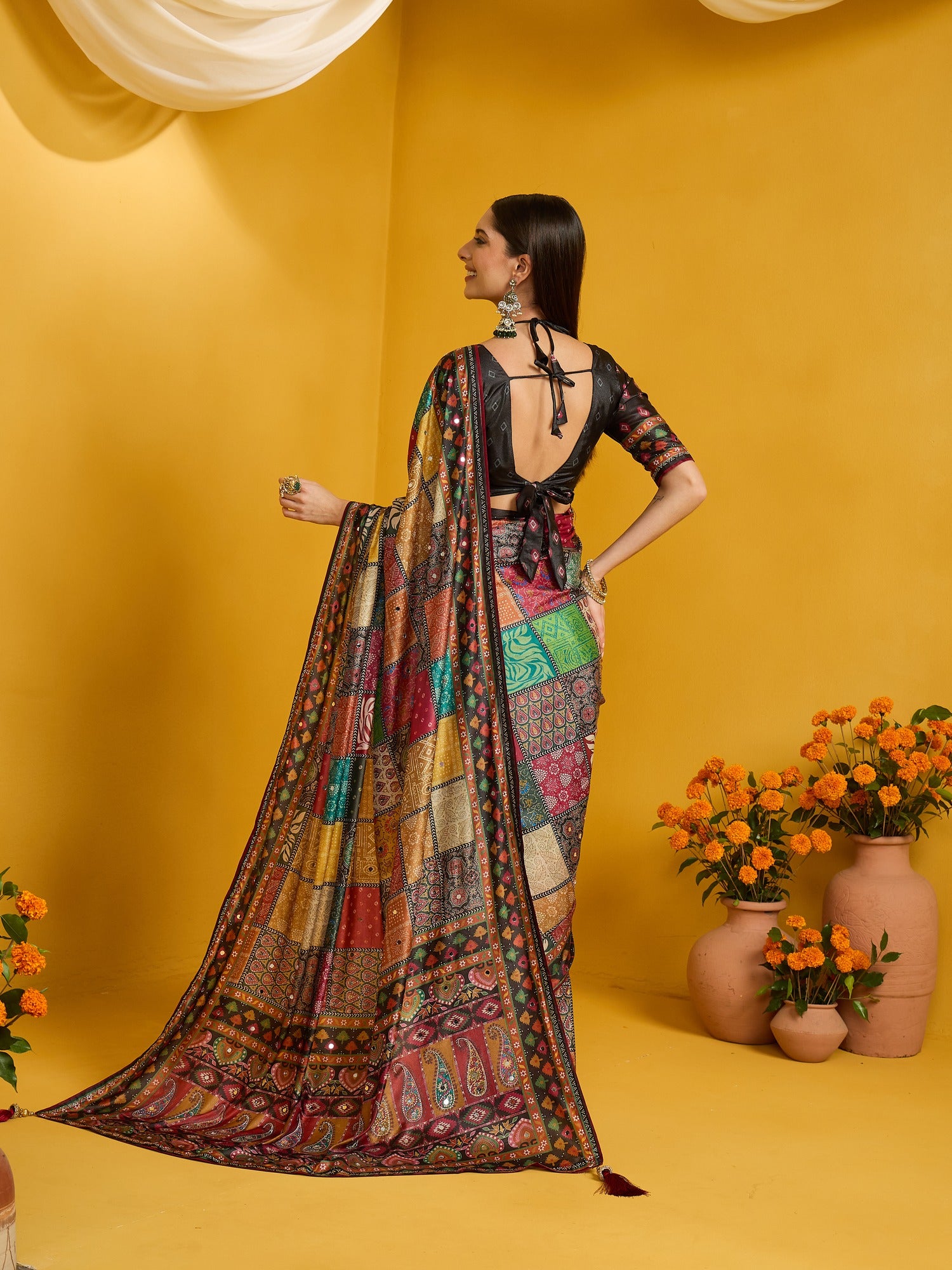 Multicolored Silk Blend saree – detail view 6