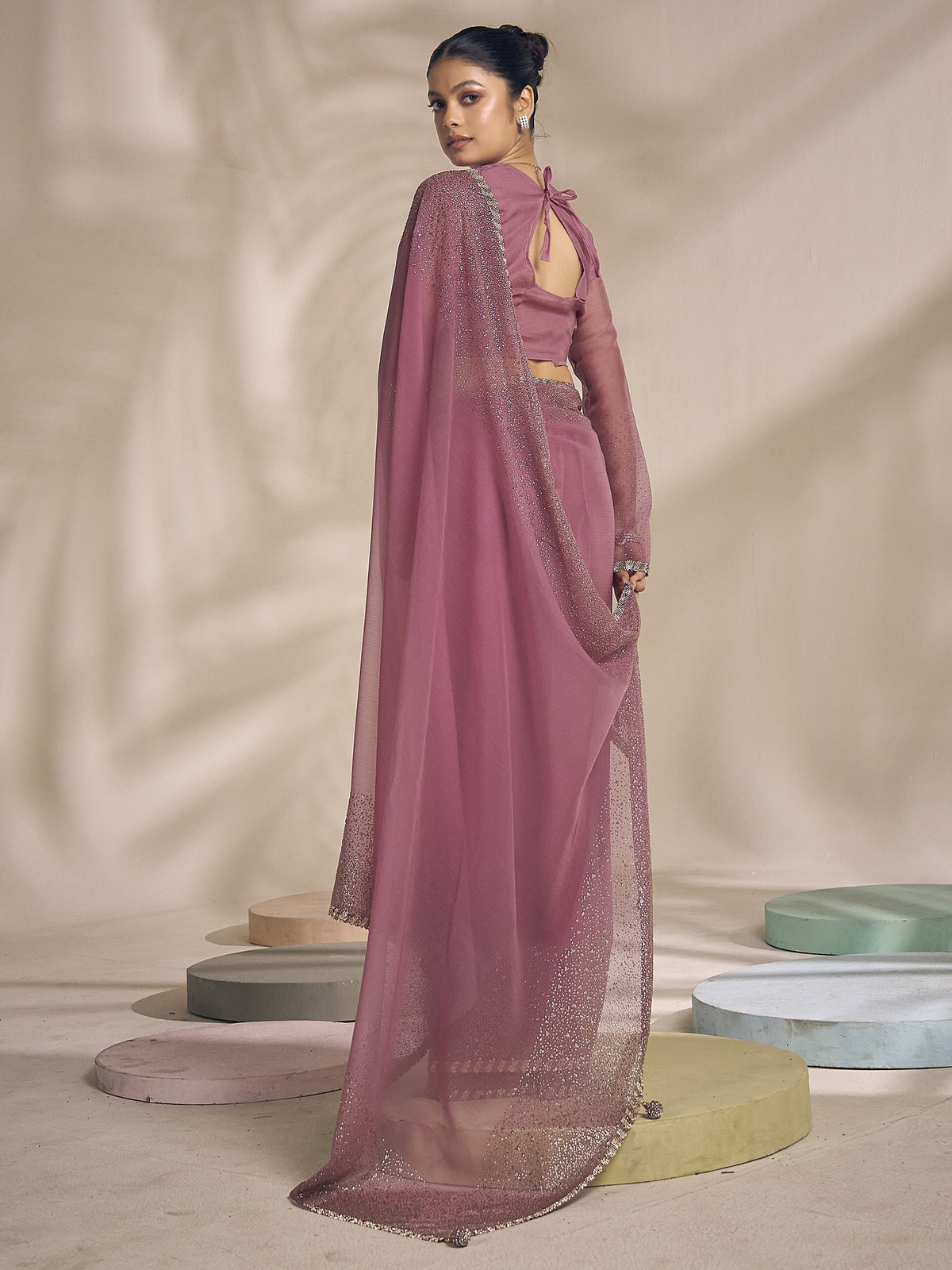 Mauve chiffon saree view 1