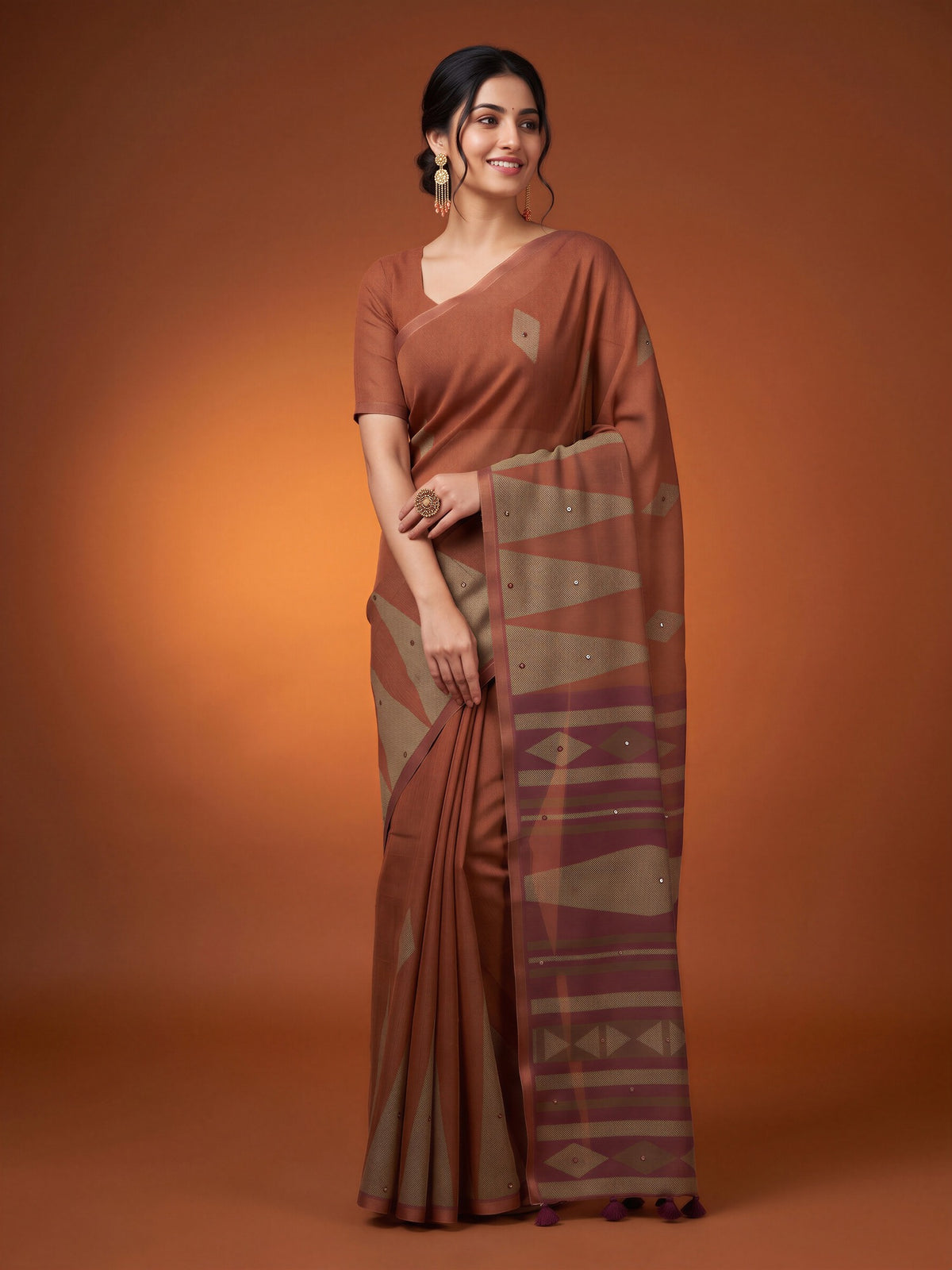 Brown Linen Blend saree – detail view 3