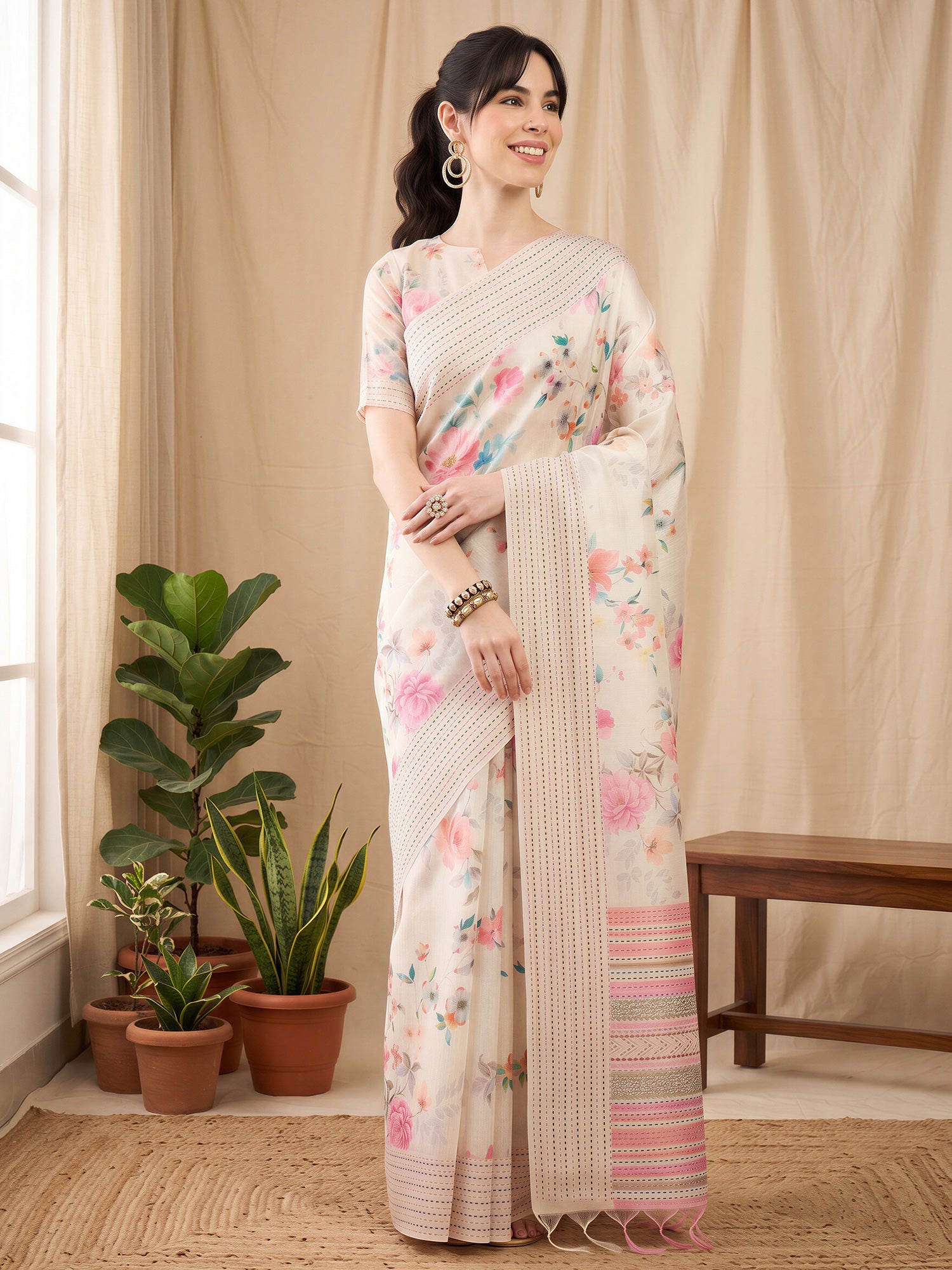 Off White Silk Cotton saree – detail view 3