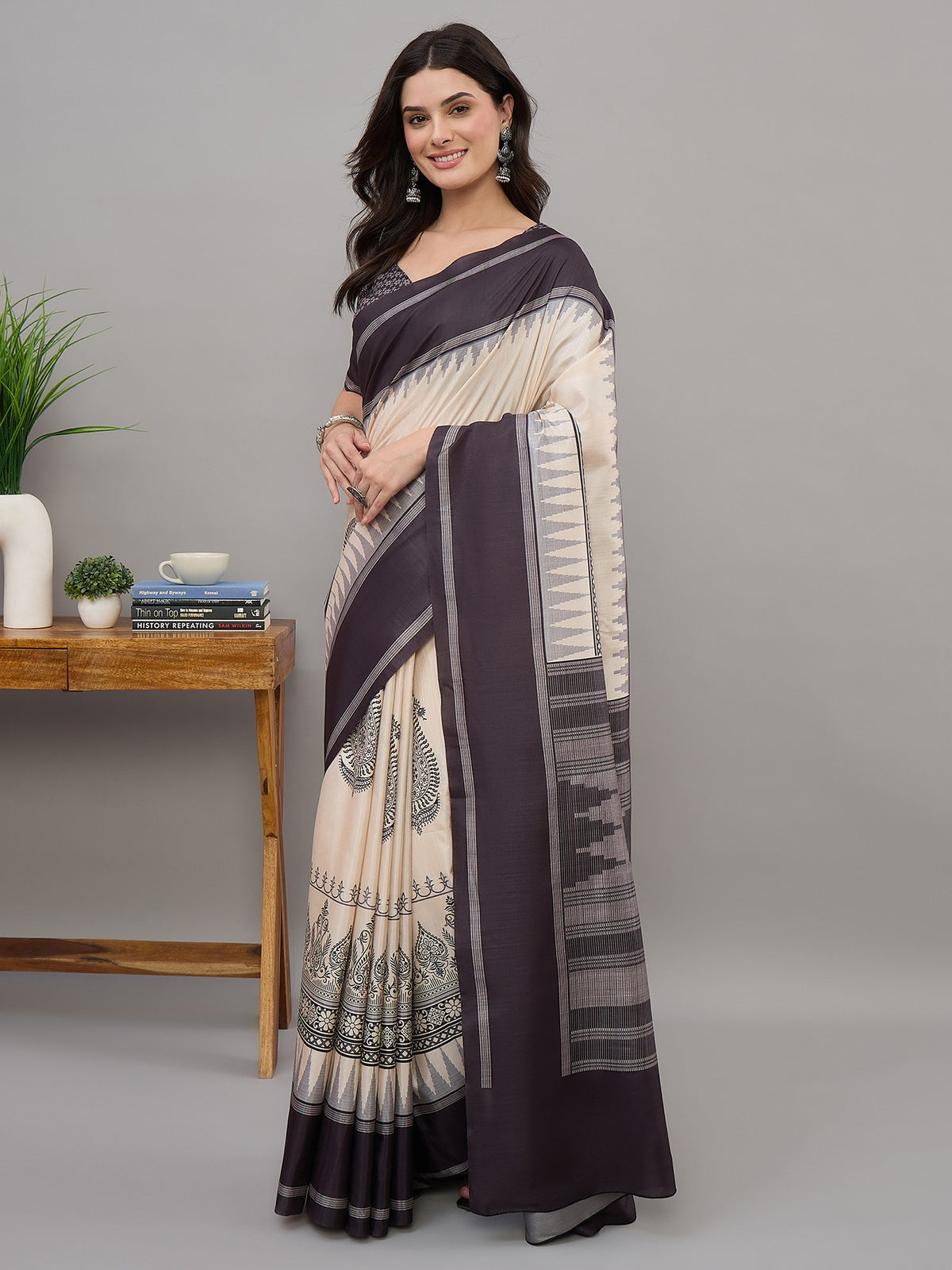 Off White soft silk saree view 4