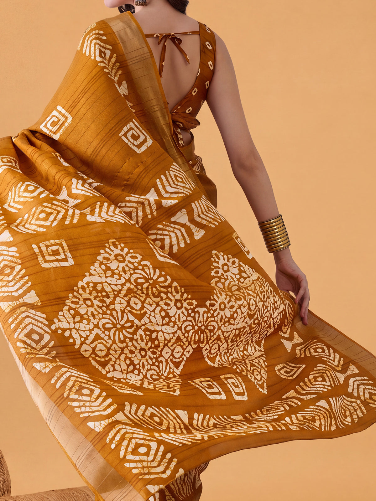 Mustard Silk Blend saree – detail view 5