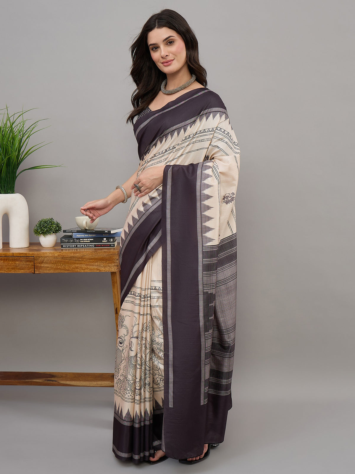 Off White soft silk saree view 4