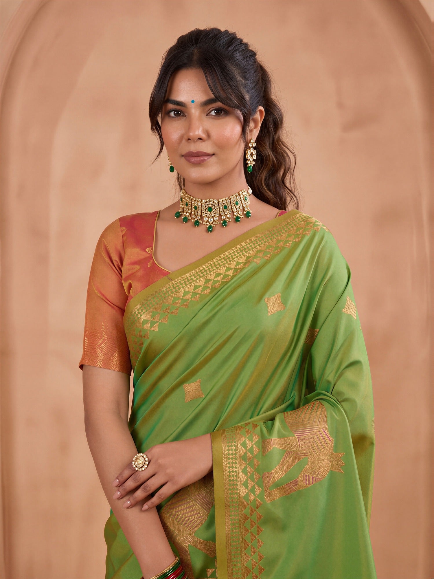 Green Silk saree – detail view 4