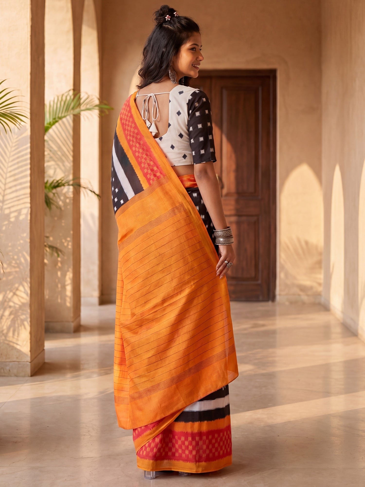 Black Cotton Blend saree – detail view 1