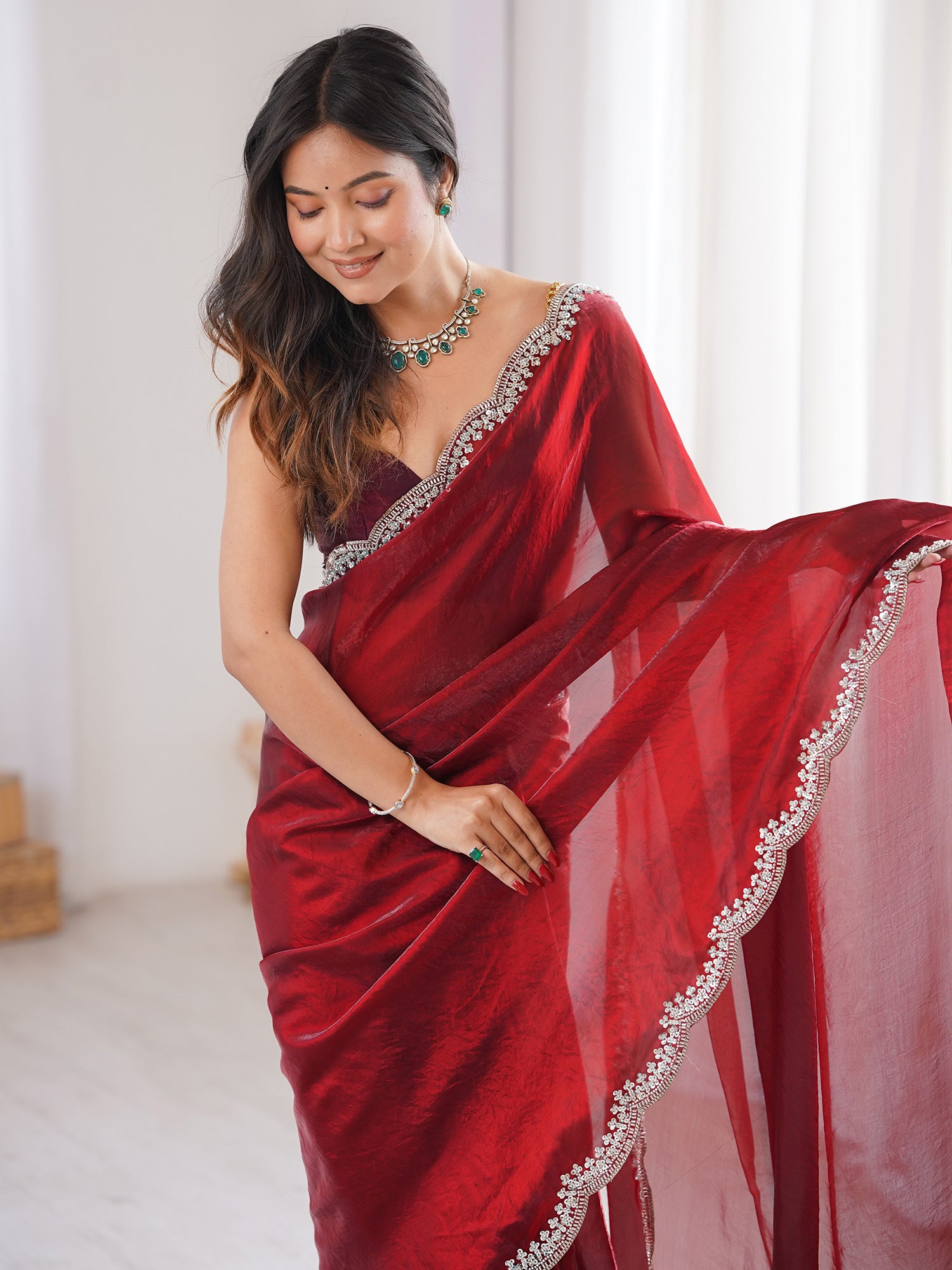 Maroon Silk Blend saree – detail view 4
