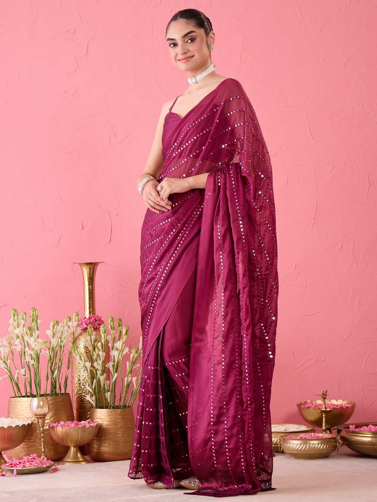 Magenta Georgette saree – detail view 1