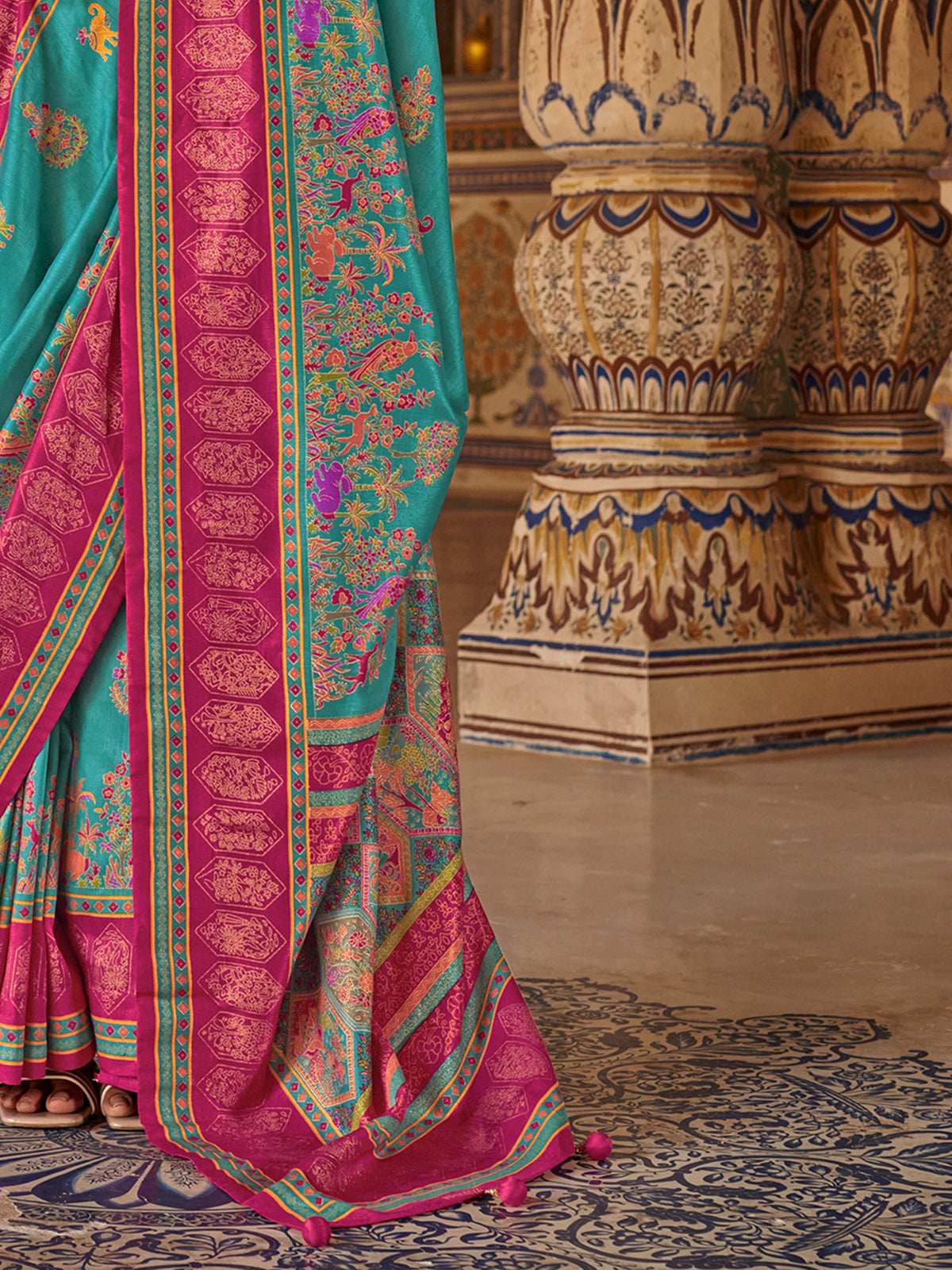 Turquoise Silk Blend saree – detail view 4