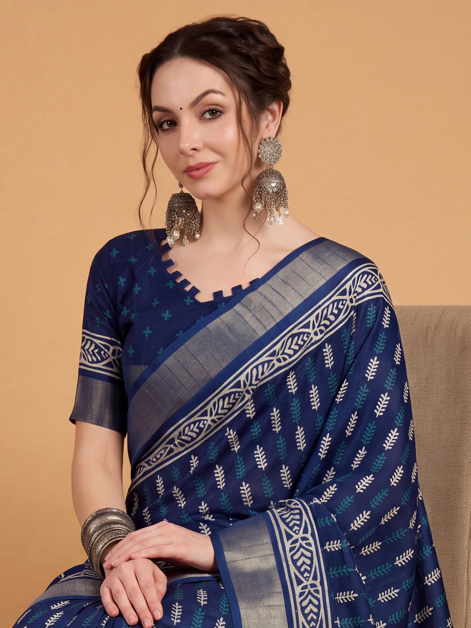 Navy Blue Silk Blend saree – detail view 4