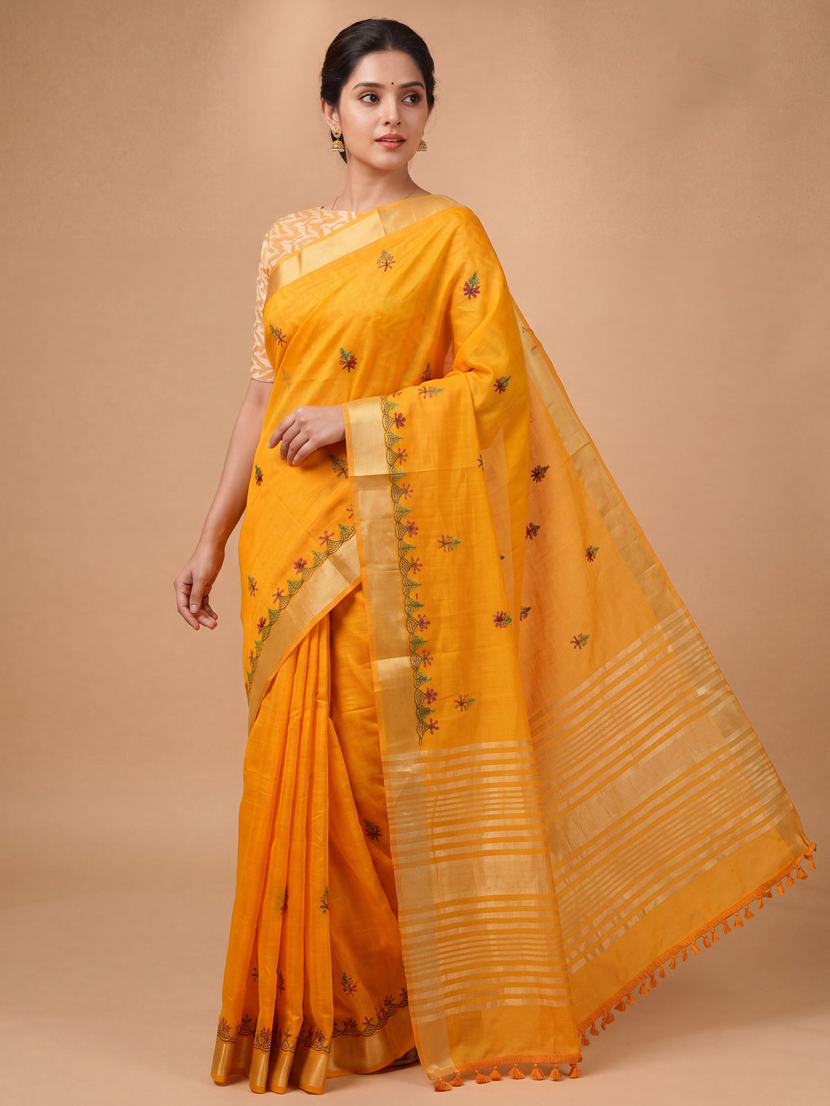 Mustard Cotton Linen saree – detail view 3