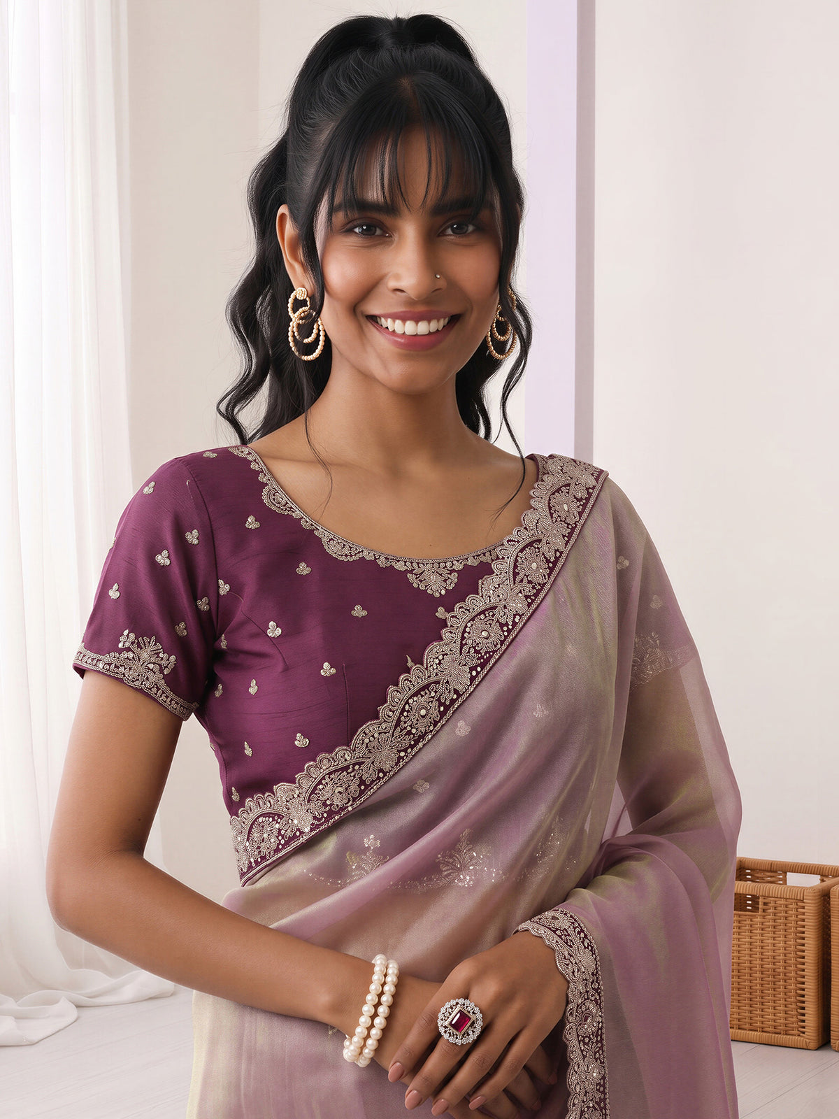 Lavender Net saree – detail view 4
