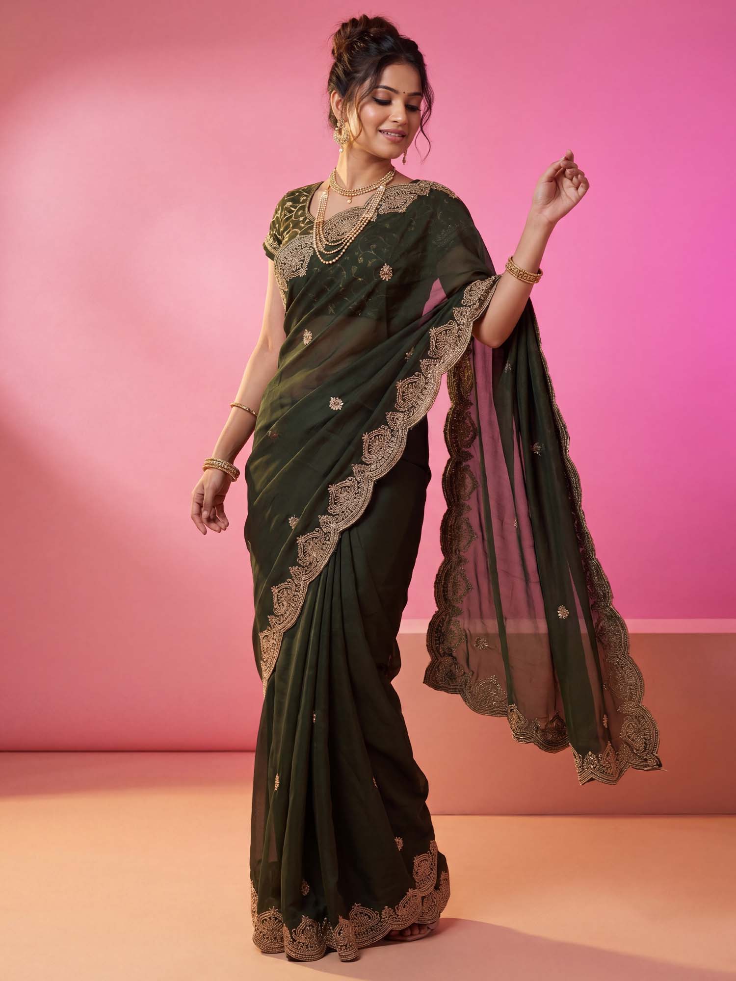 Olive Georgette saree – detail view 3