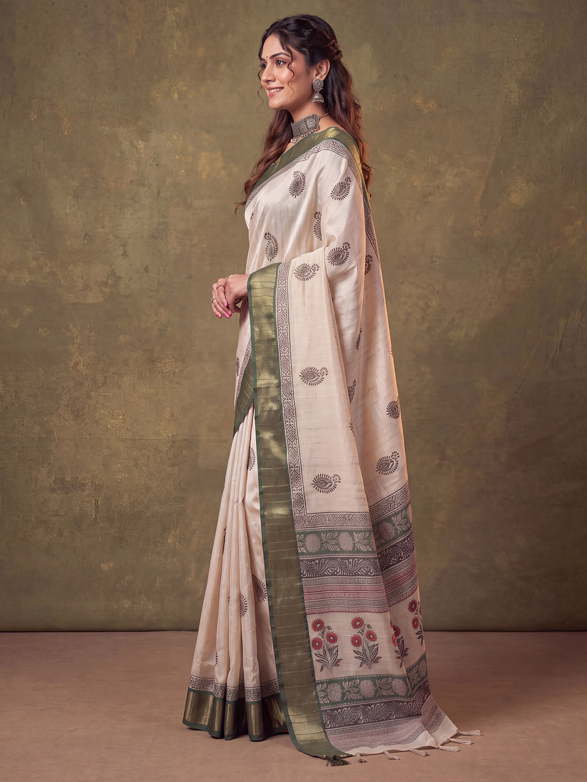 Green Cotton Silk saree – detail view 2