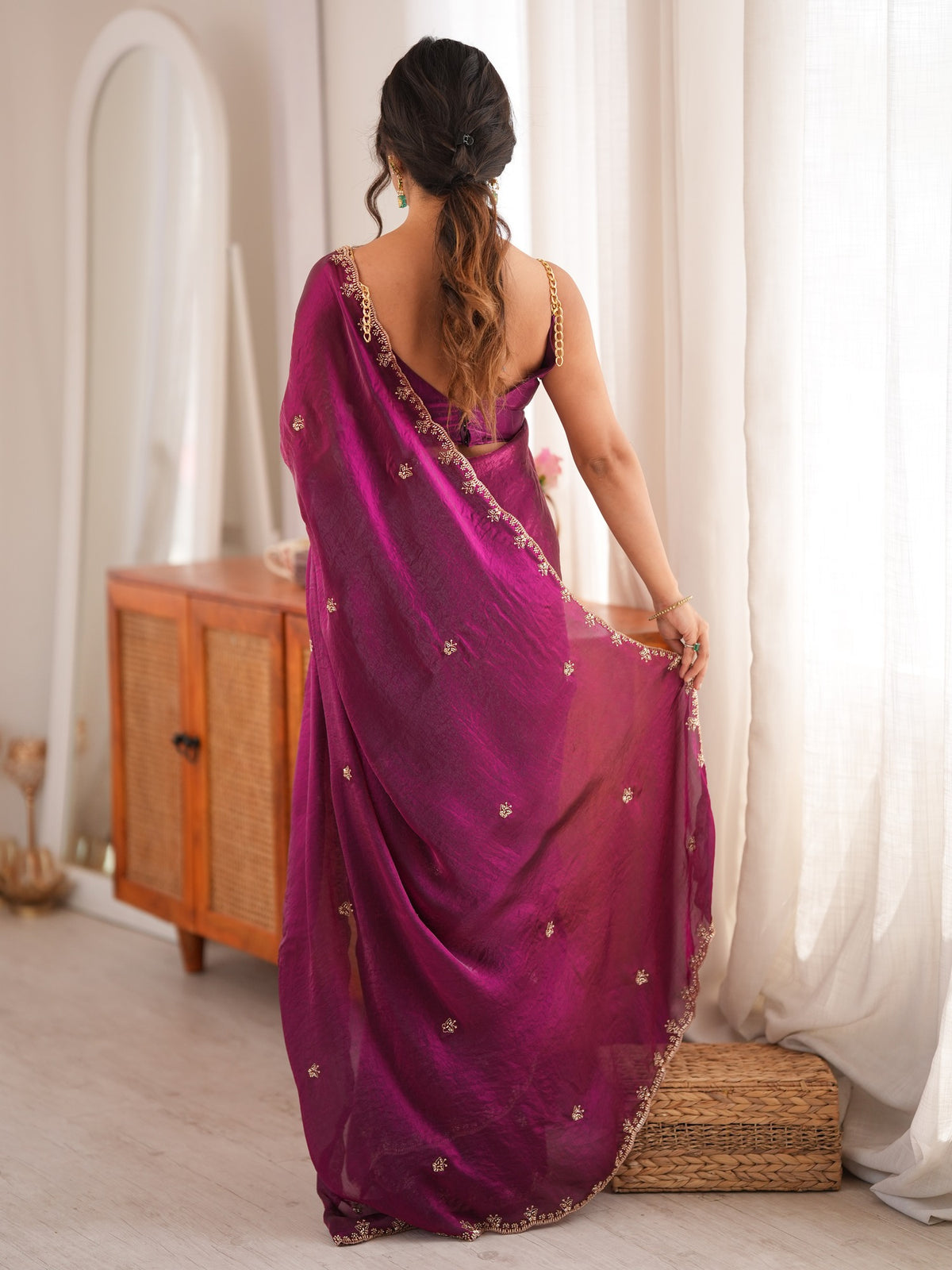 Wine Satin saree – detail view 2