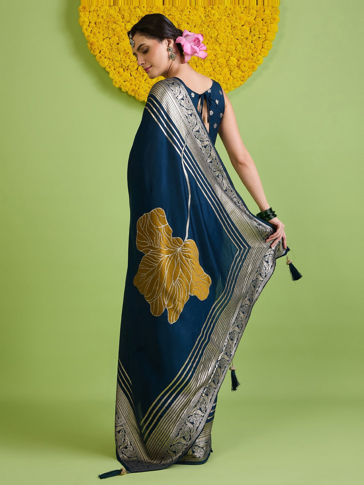 Navy Blue Silk Blend saree – detail view 2