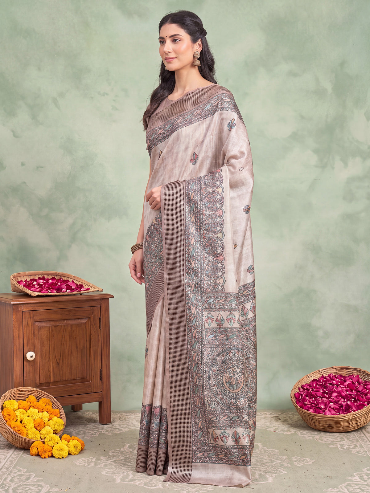 Beige Manipuri Silk saree – detail view 3