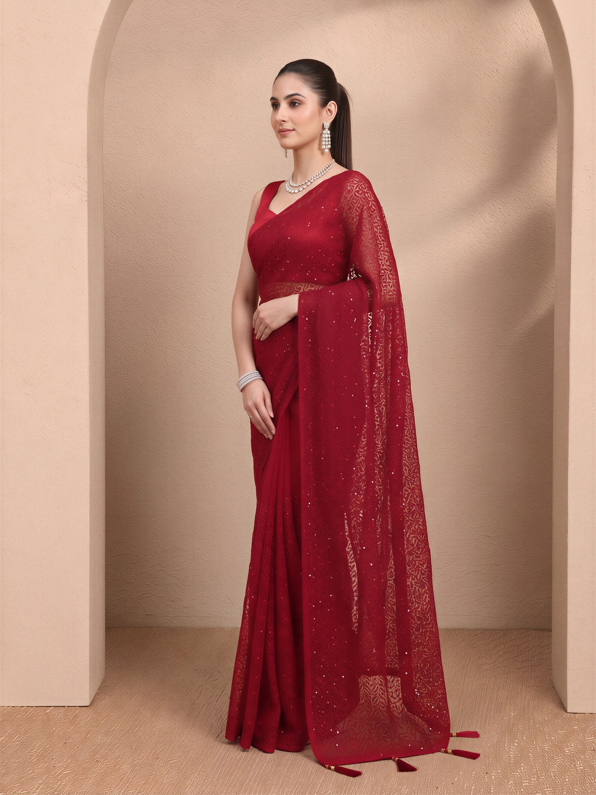 Maroon Net saree – detail view 2