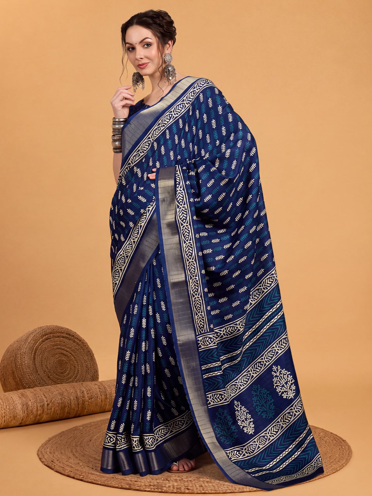 Navy Blue Silk Blend saree – detail view 2