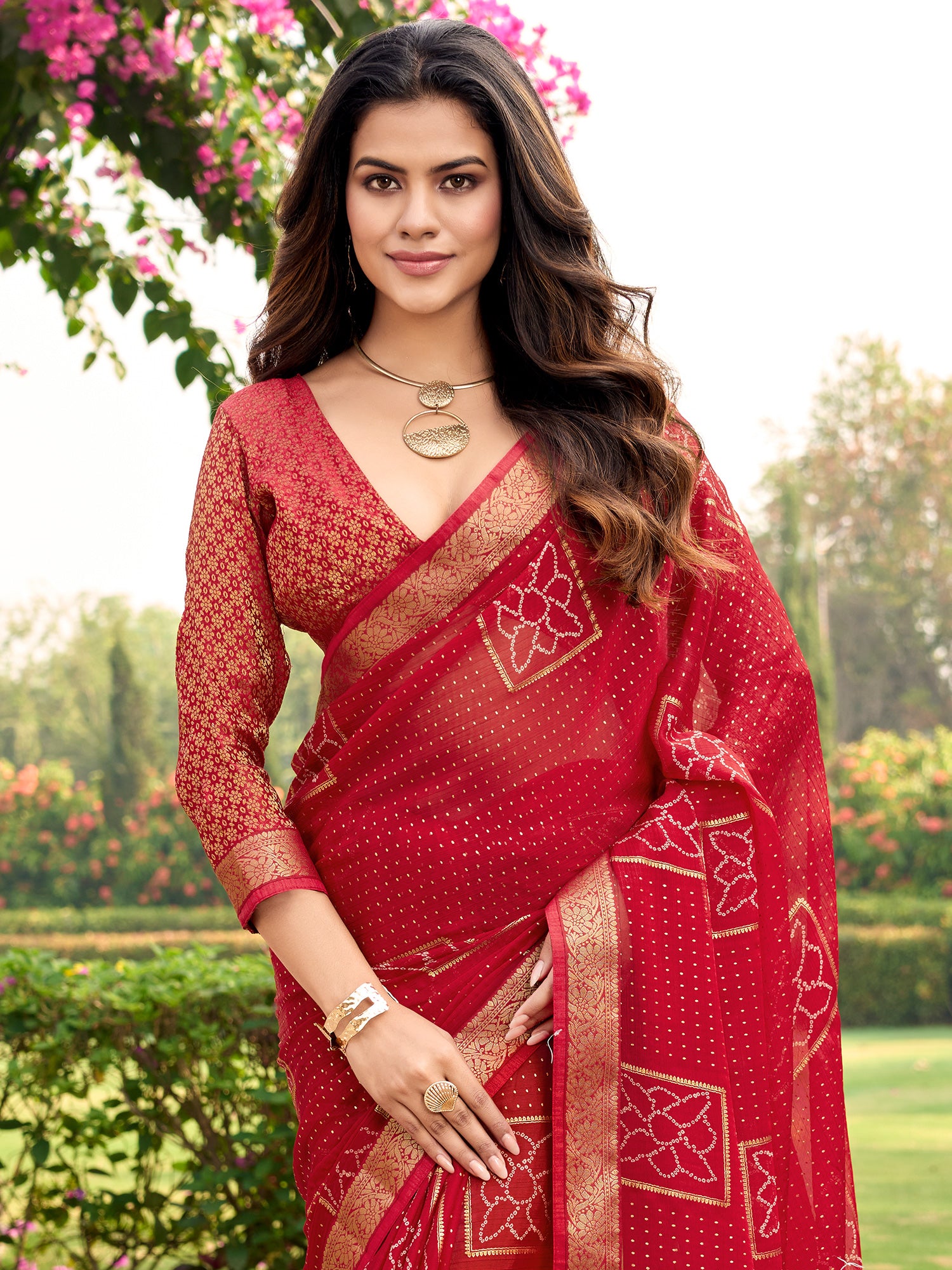 Red Chiffon saree – detail view 4