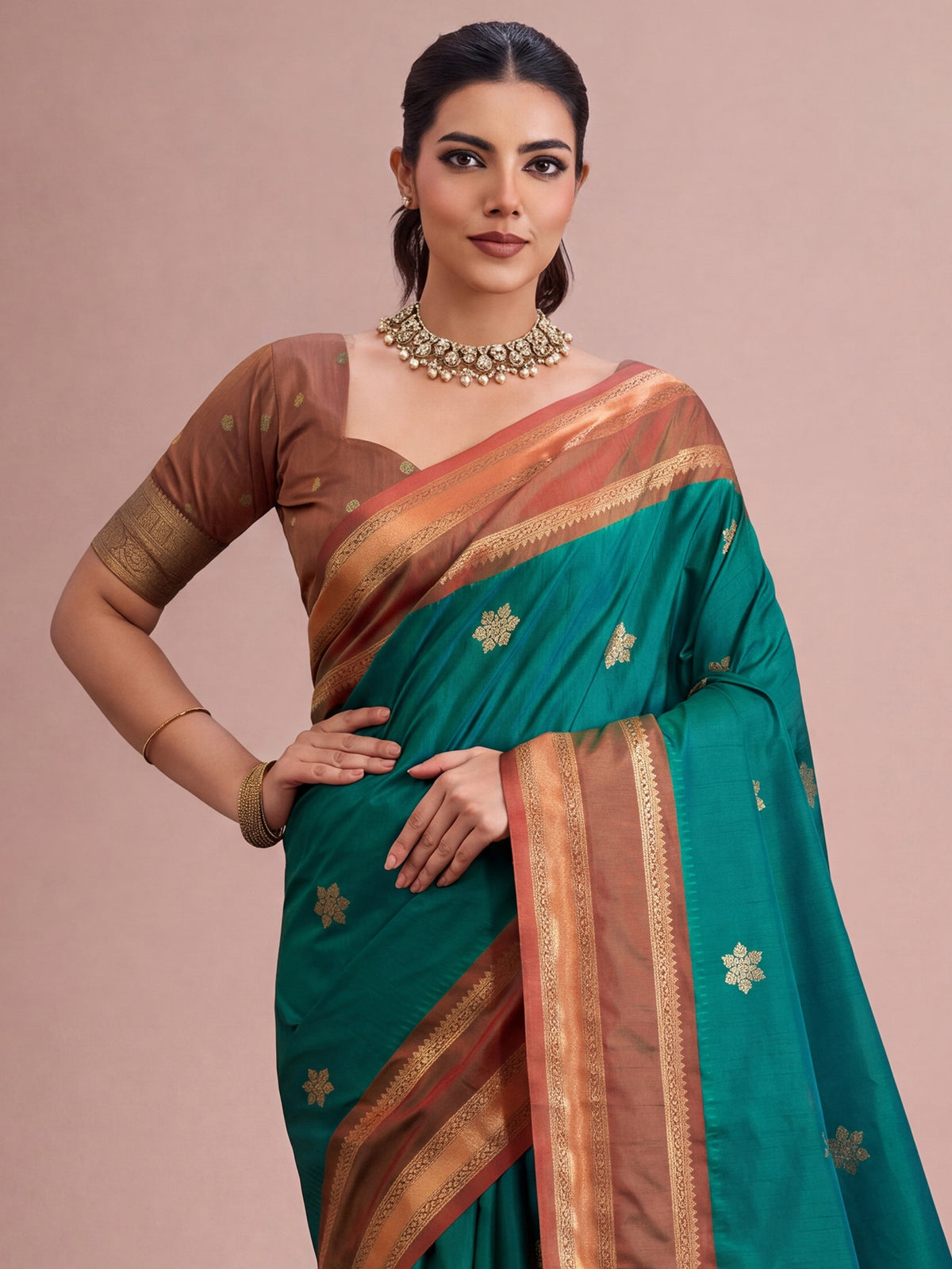 Teal Green Tussar Silk saree – detail view 4