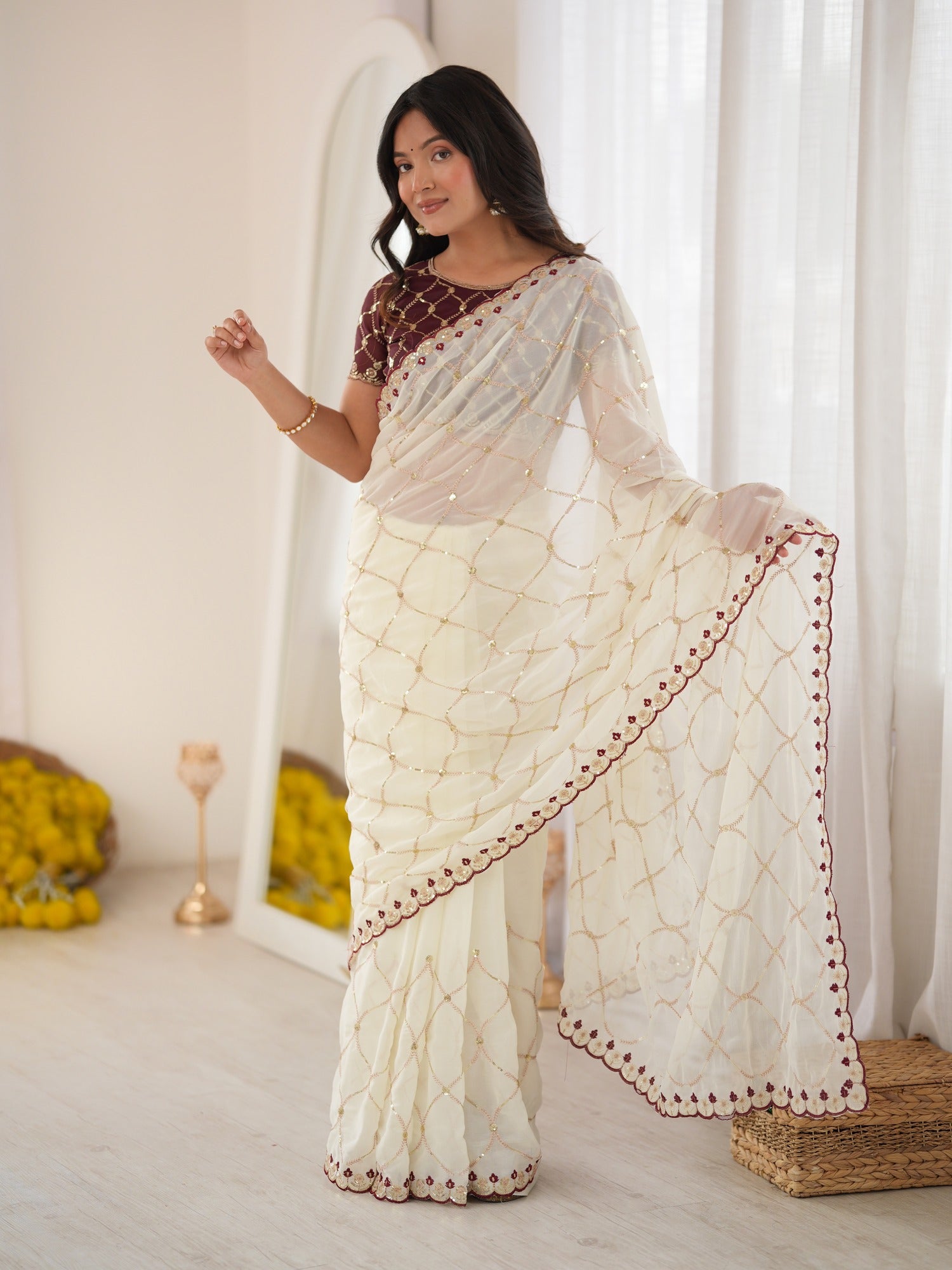 Off White Georgette saree – detail view 2