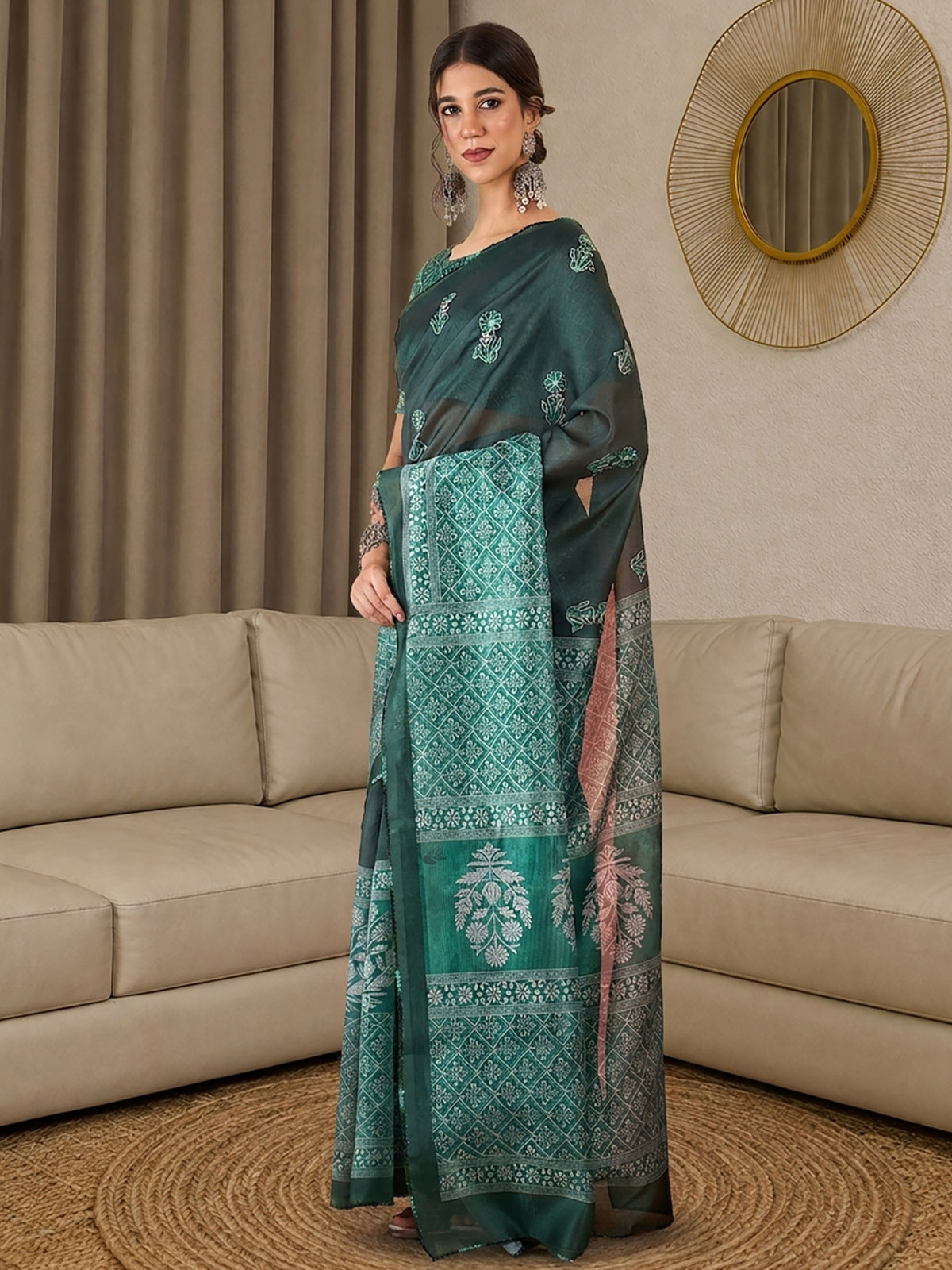 Teal Green Silk Blend saree – detail view 2