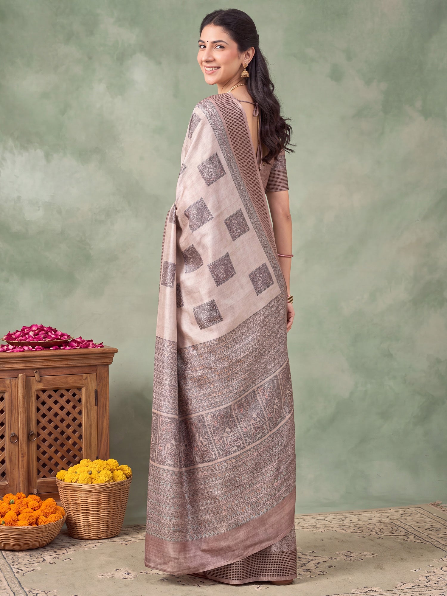 Beige Manipuri Silk saree – detail view 1