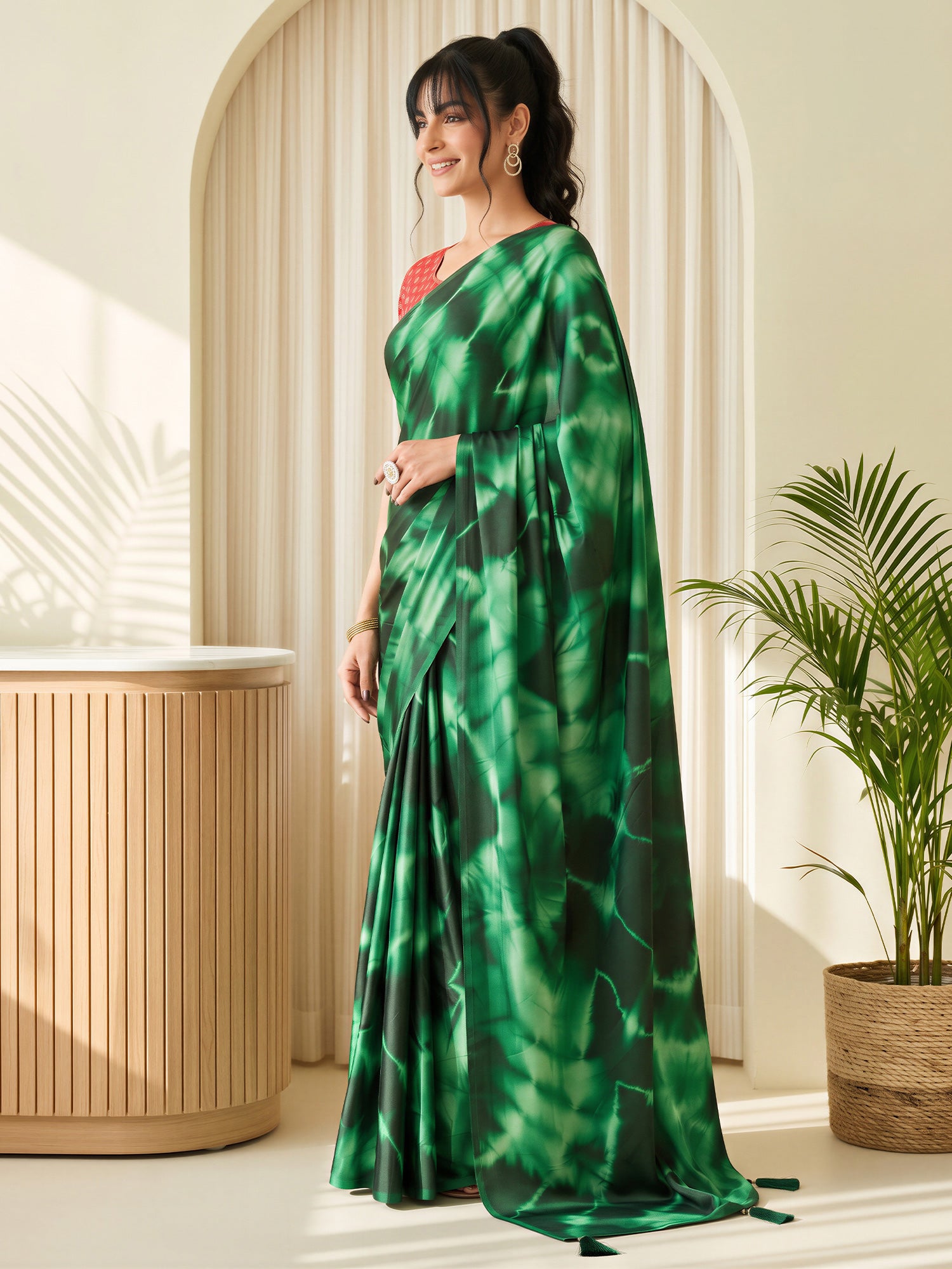 Green Satin Silk saree – detail view 2