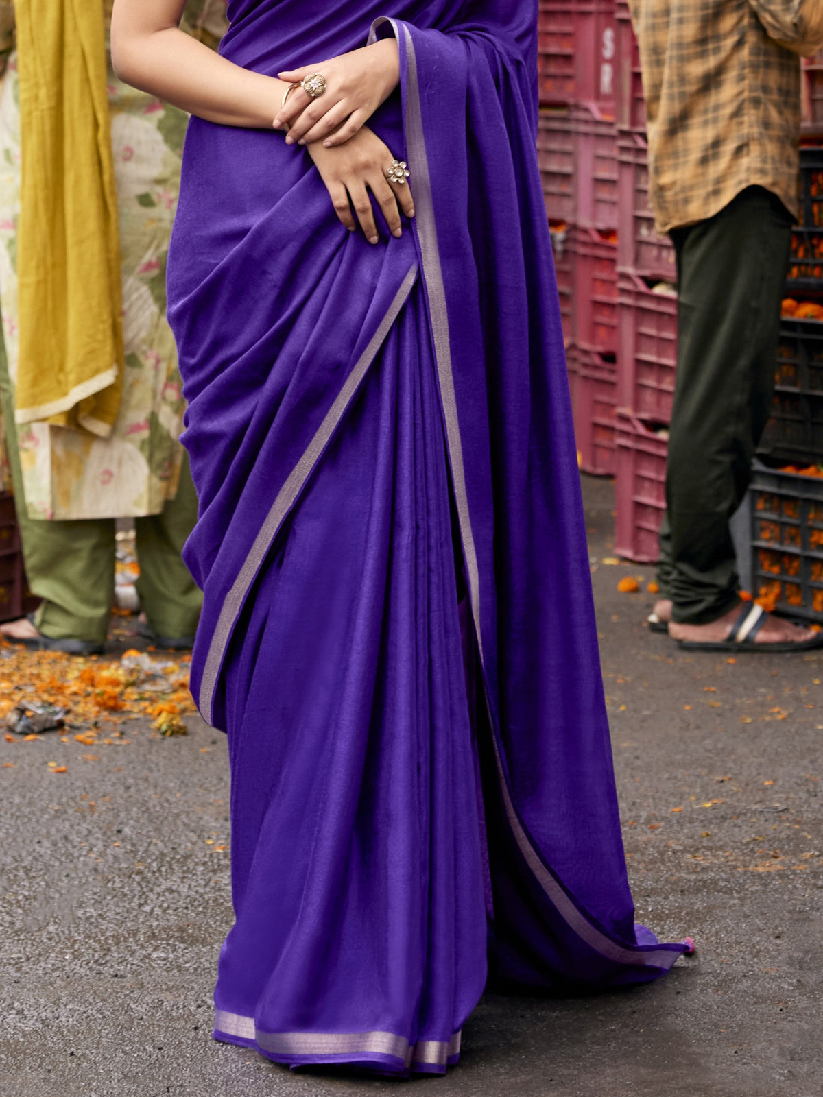 Violet Cotton Blend saree – detail view 1