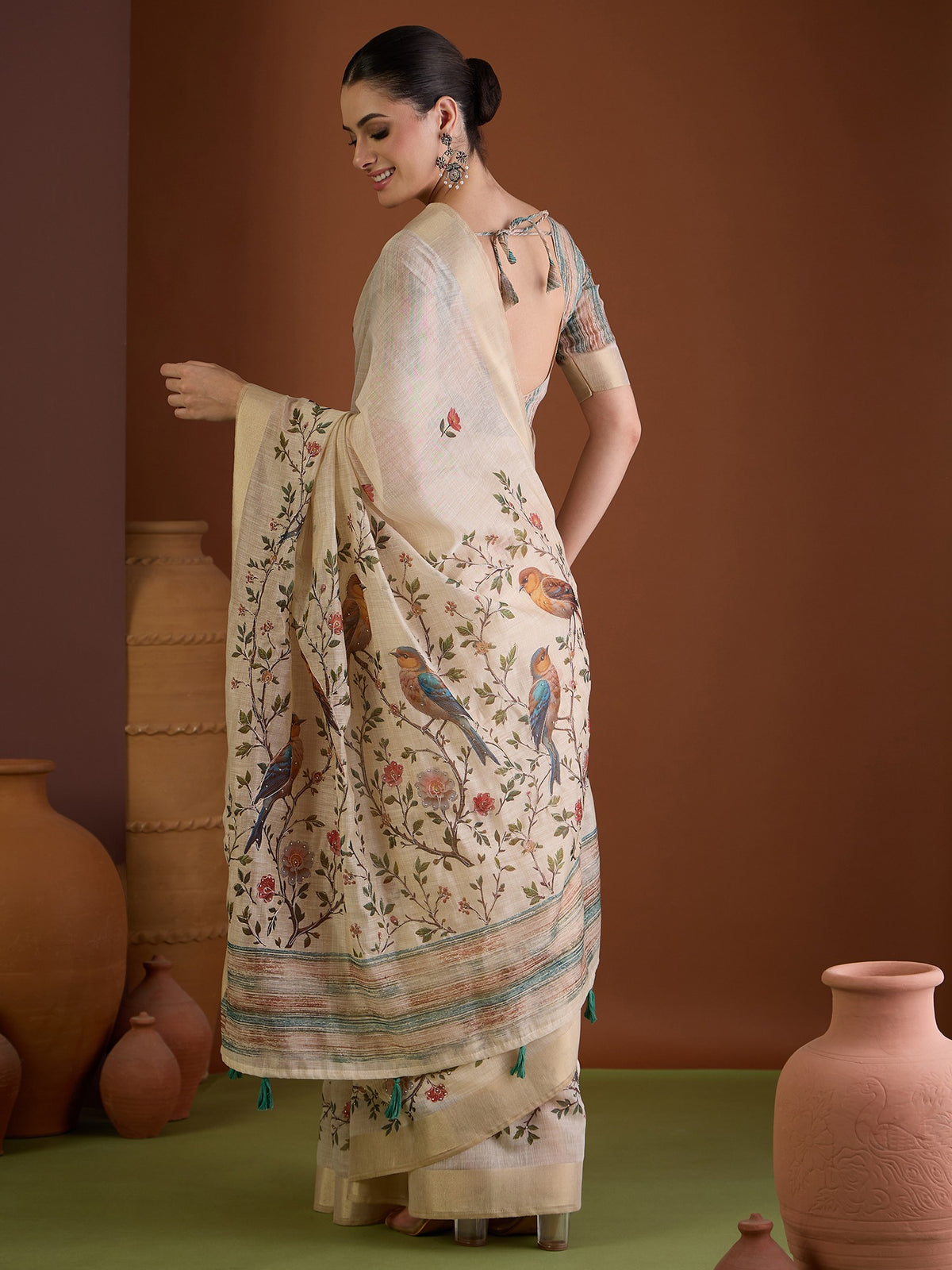 Beige linen blend saree view 2