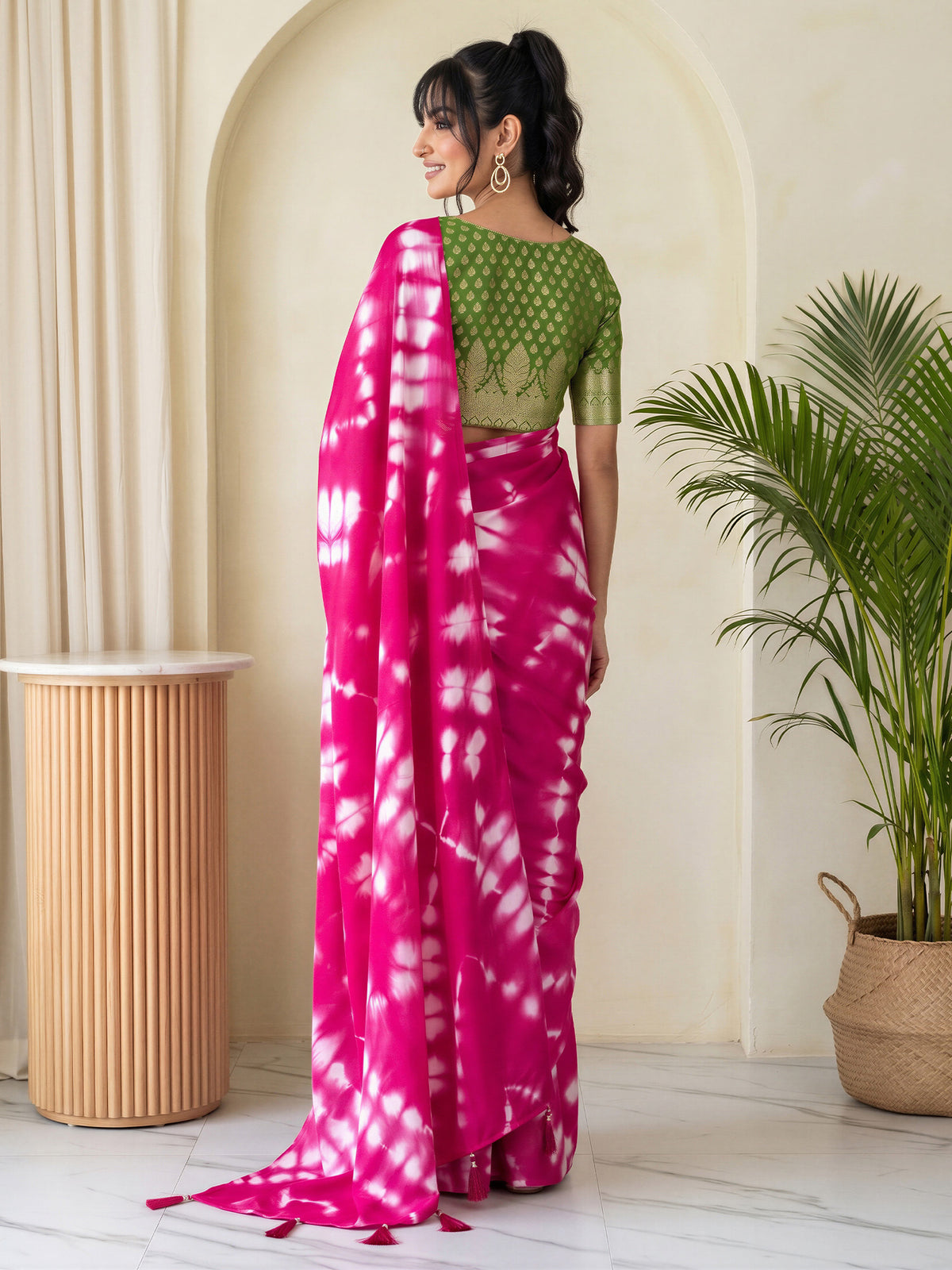 Pink Satin Silk saree – detail view 1