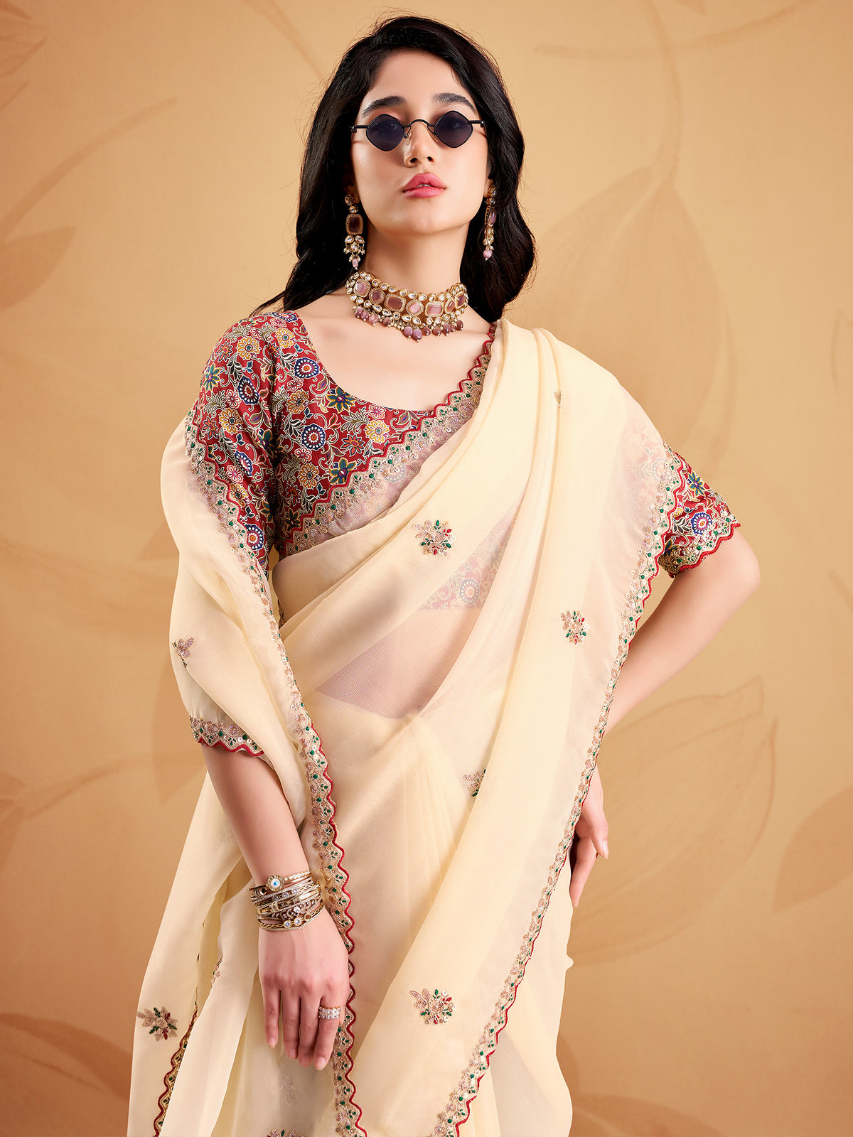Cream Tissue saree – detail view 3