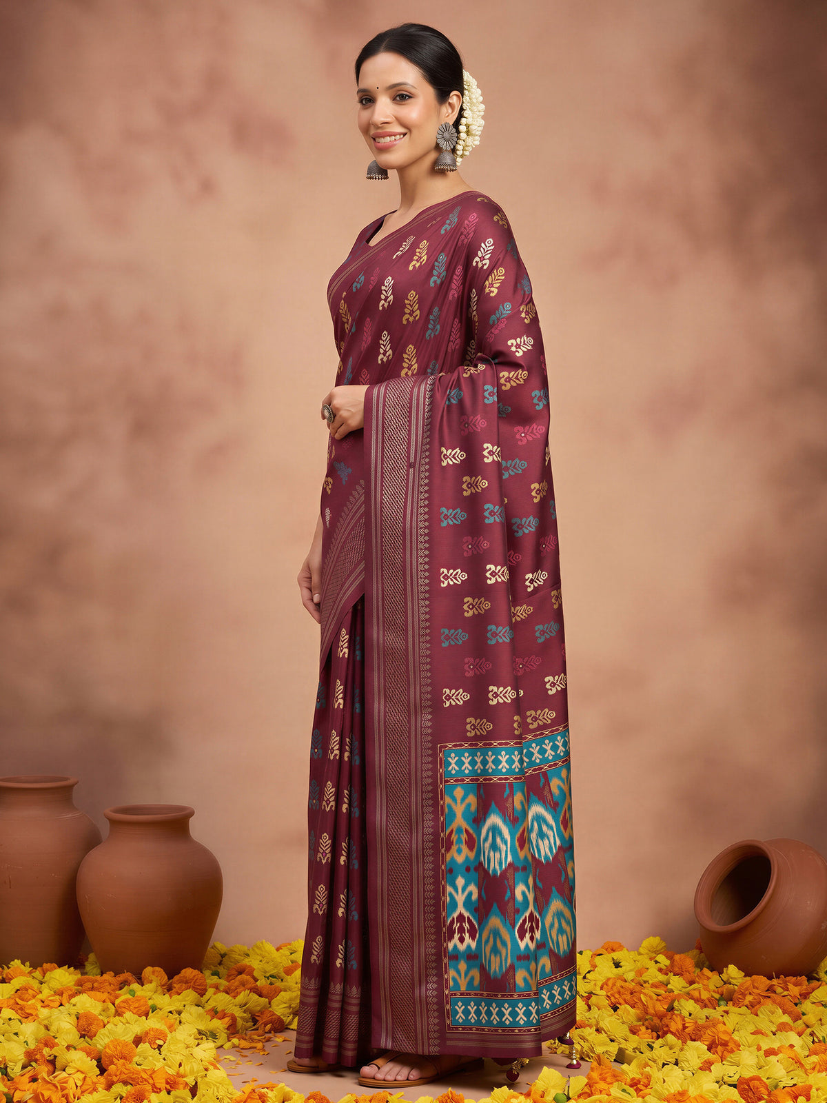 Maroon Silk Blend saree – detail view 2