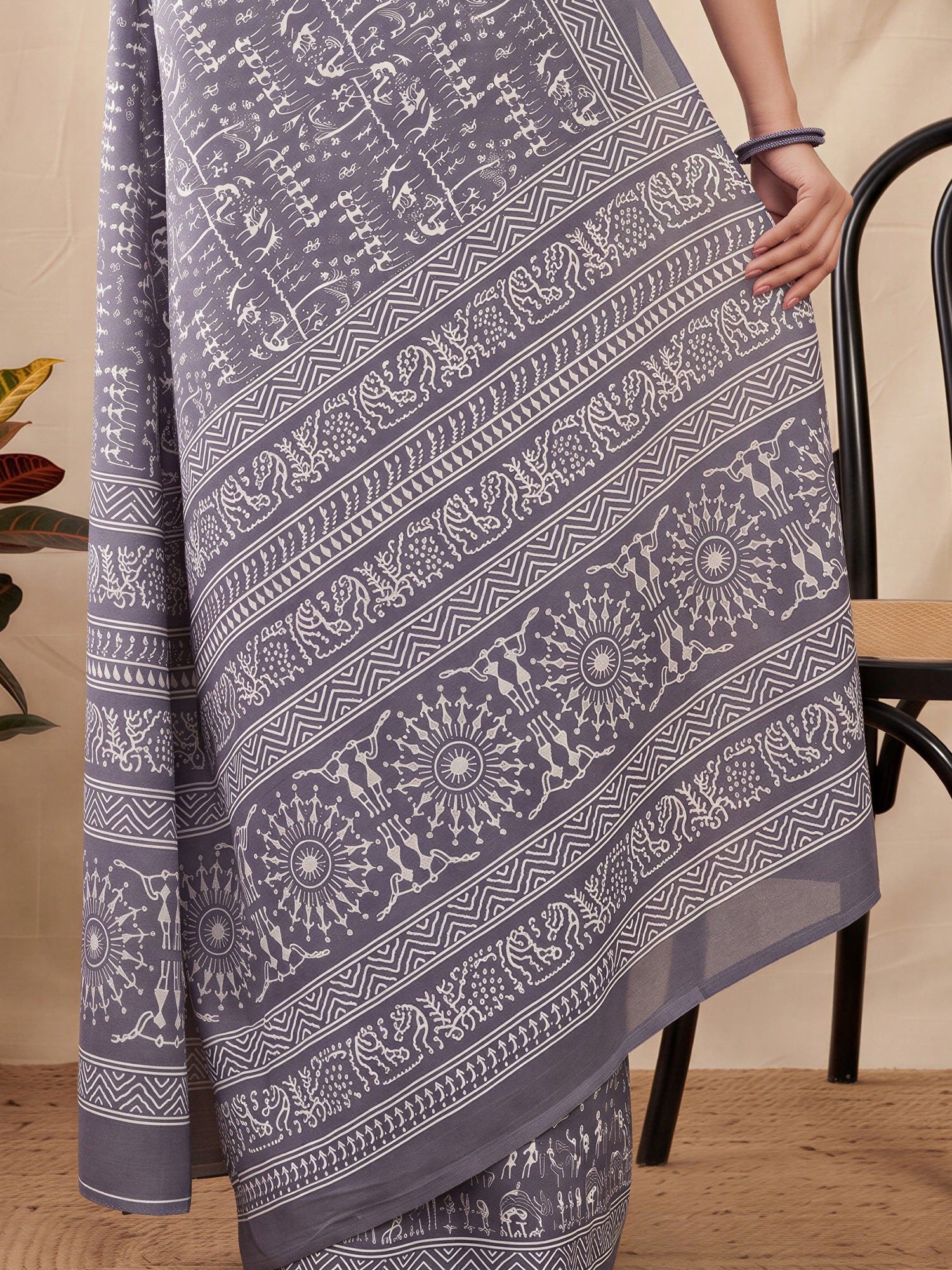 Grey Dola Silk saree – detail view 5