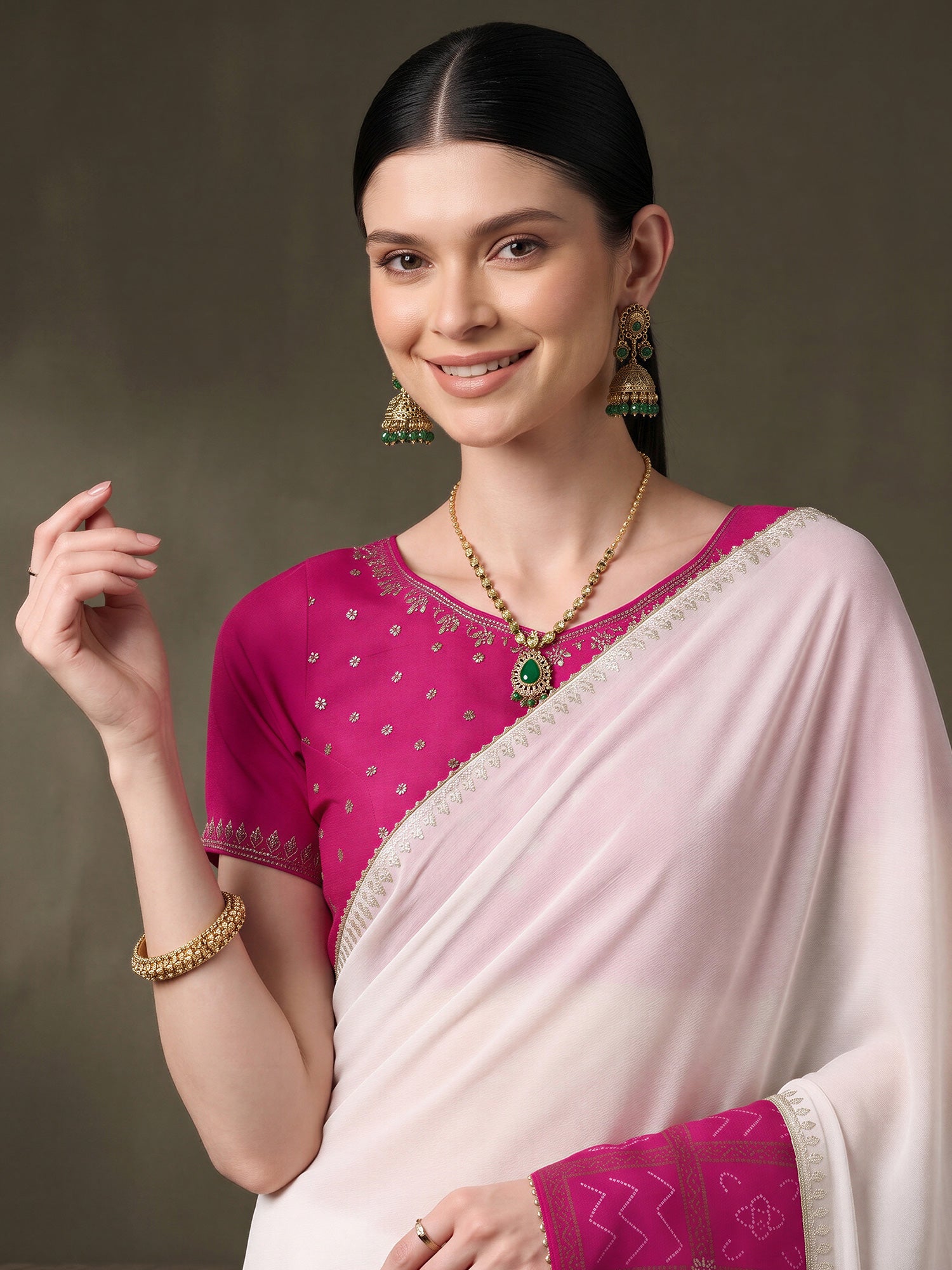 White Vichitra Silk saree – detail view 4