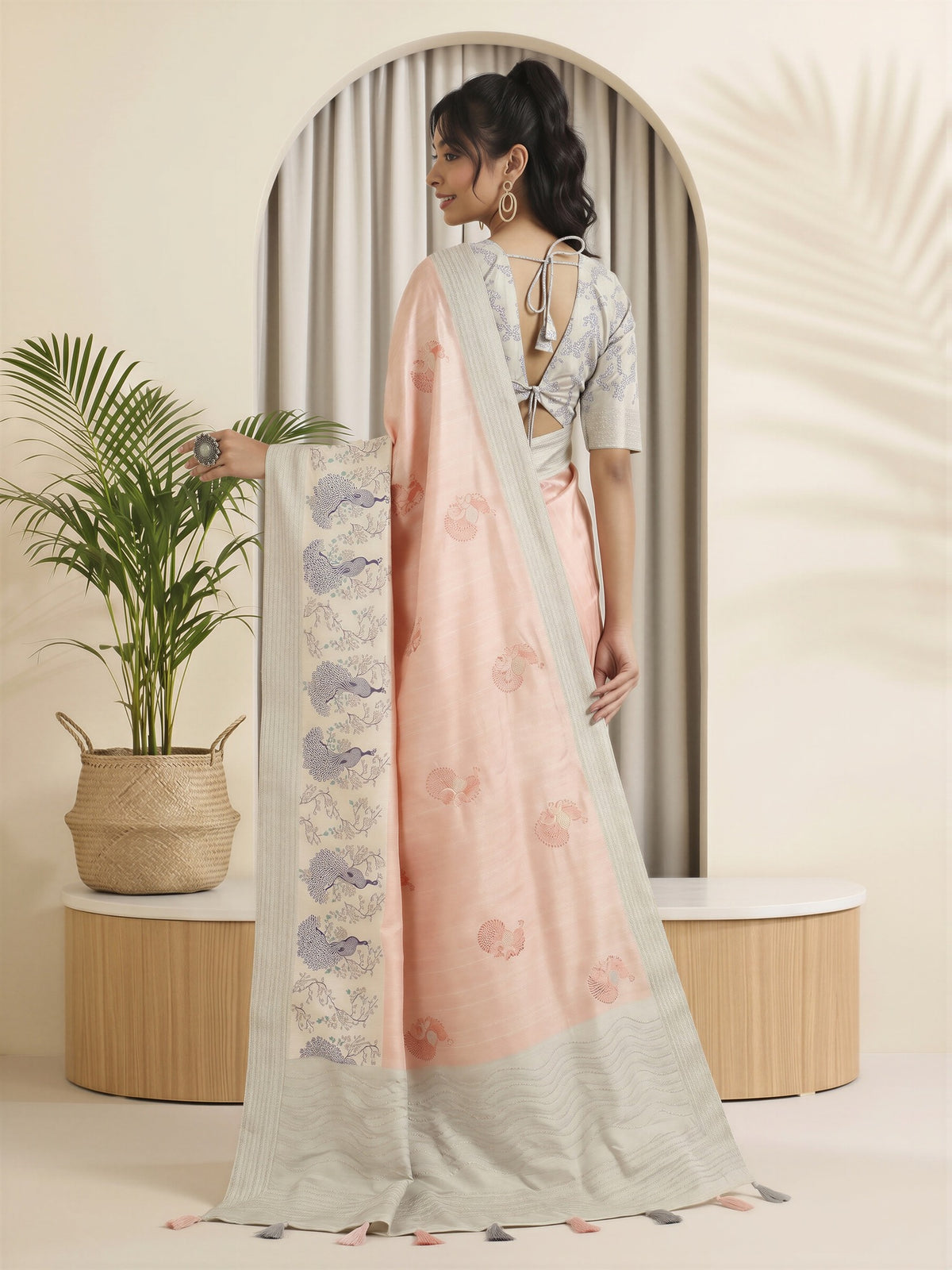 Peach Silk Blend saree – detail view 1